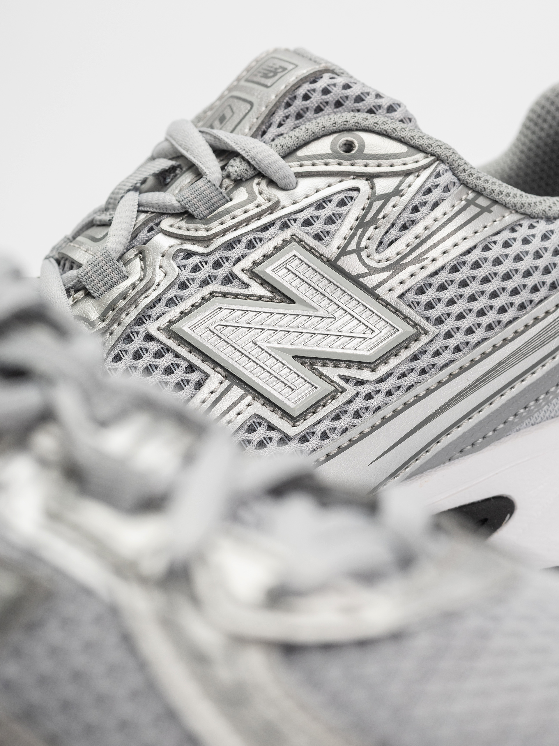 Pantofi New Balance 740 JR (raincloud)