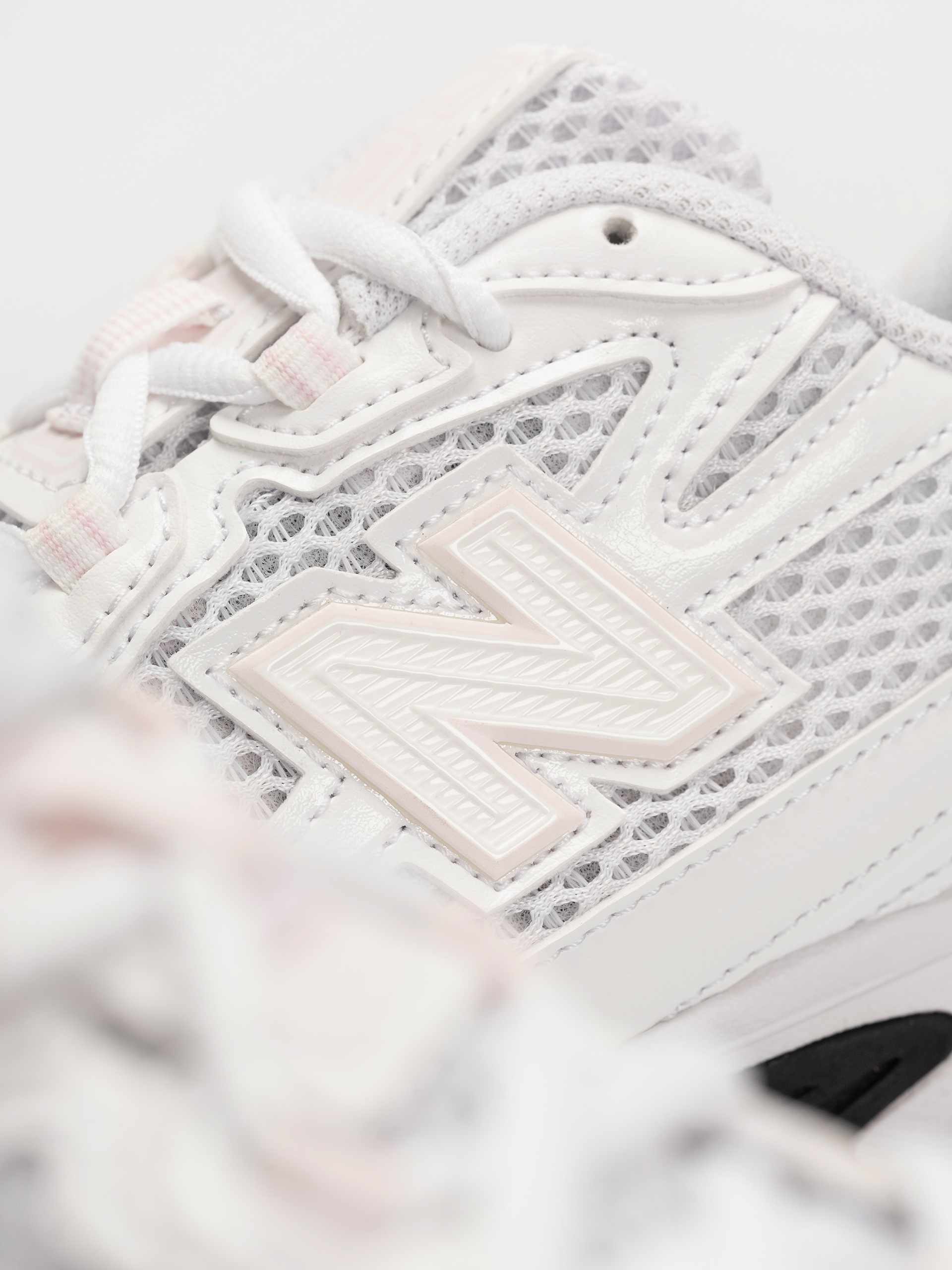 Pantofi New Balance 740 JR (white)