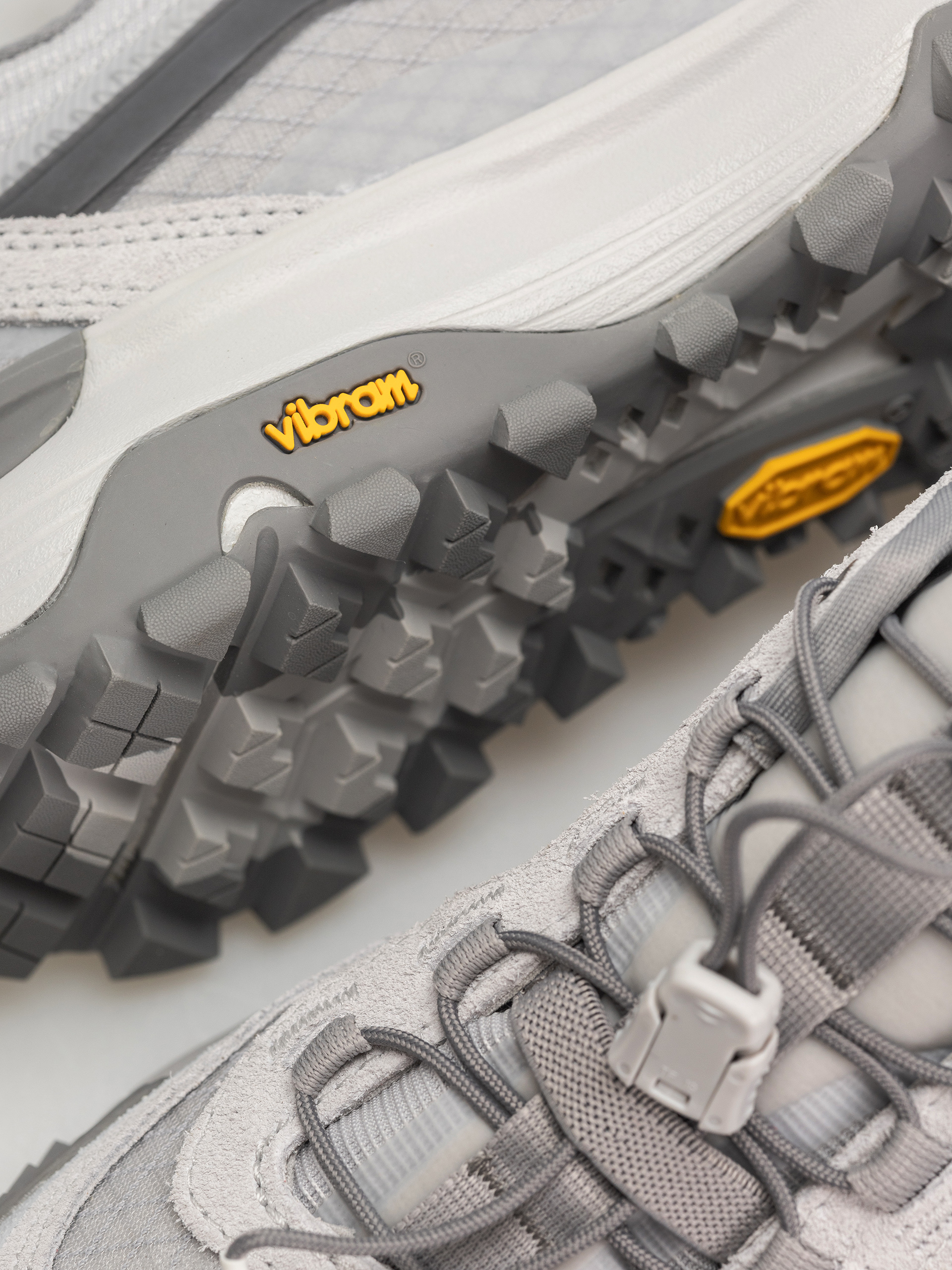 Pantofi Vans Mte Crosspath Xc (light gray)