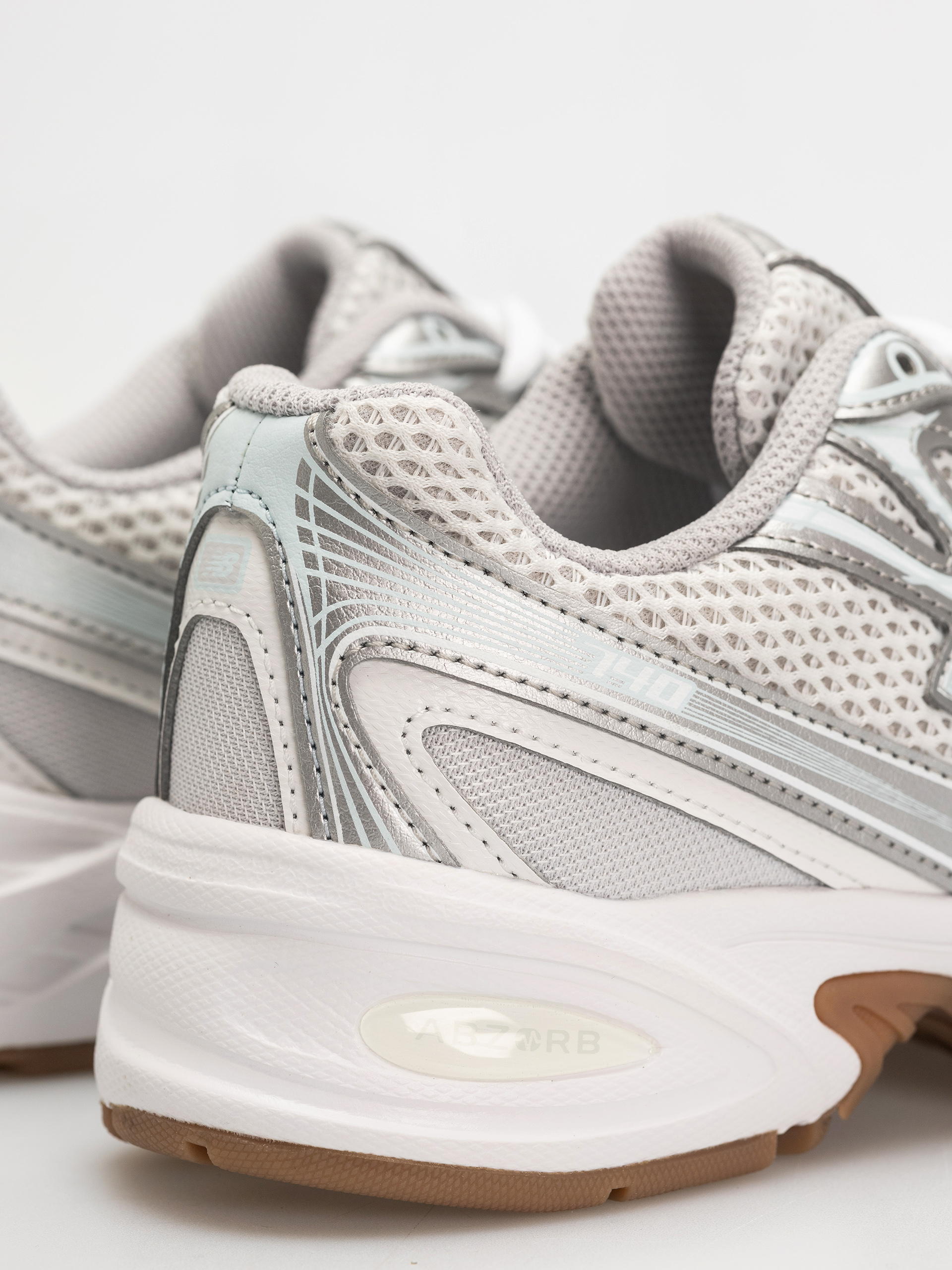 Pantofi New Balance 740 JR (silver metallic)