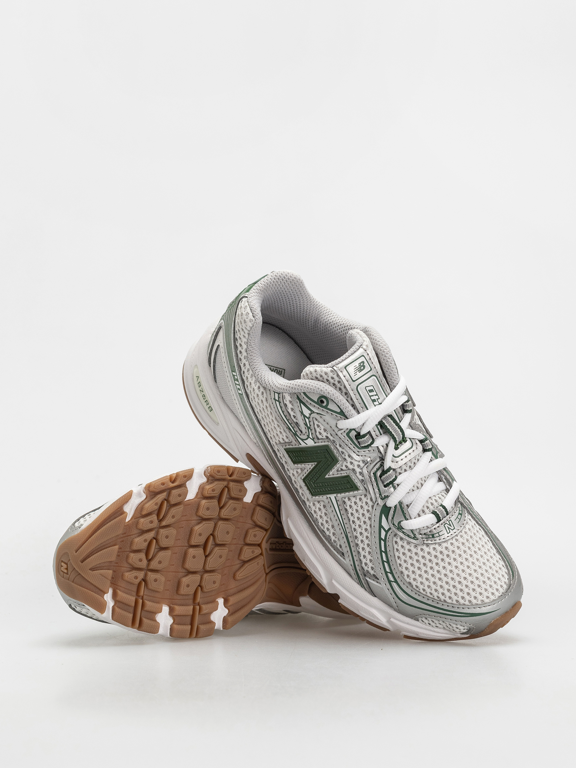 Pantofi New Balance 740 JR (silver metallic)