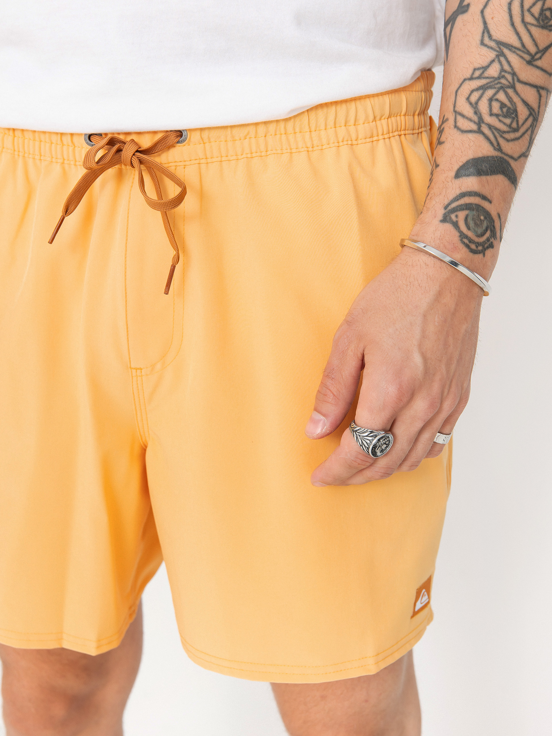 Pantaloni scurți Quiksilver Surfsilk Solid Volley 16 (chamois)