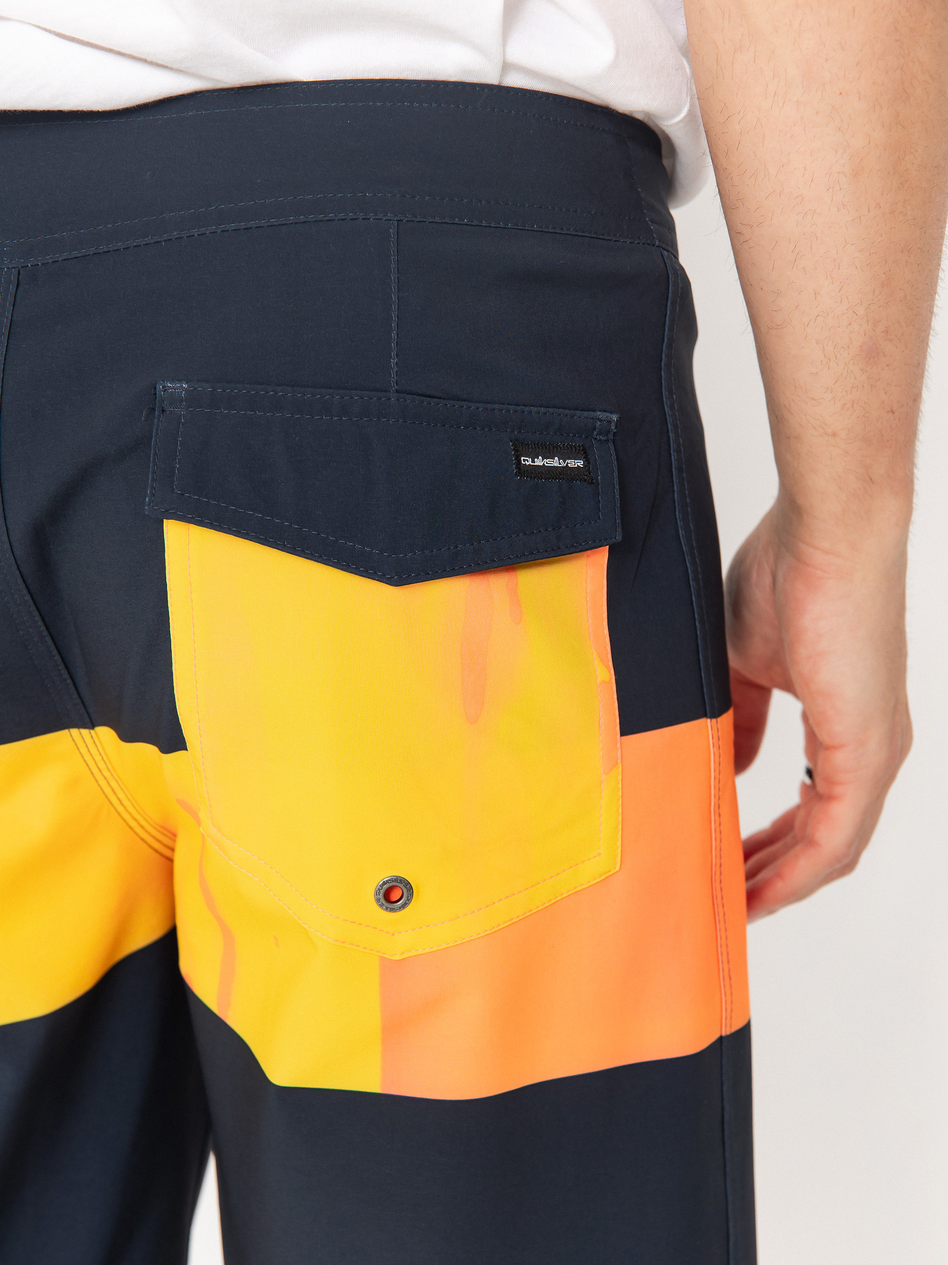 Șort Quiksilver Surfsilk 20 (fiery coral bloomfade)