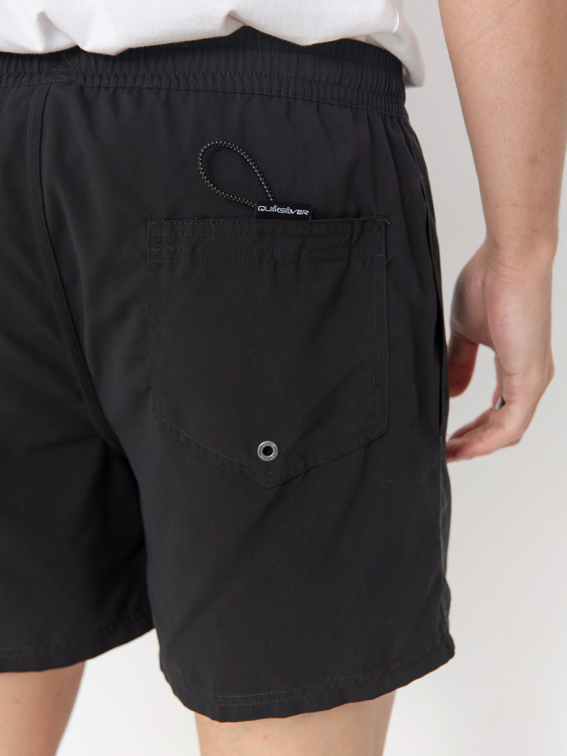 Pantaloni scurți Quiksilver Everyday Solid Volley 15 (black)