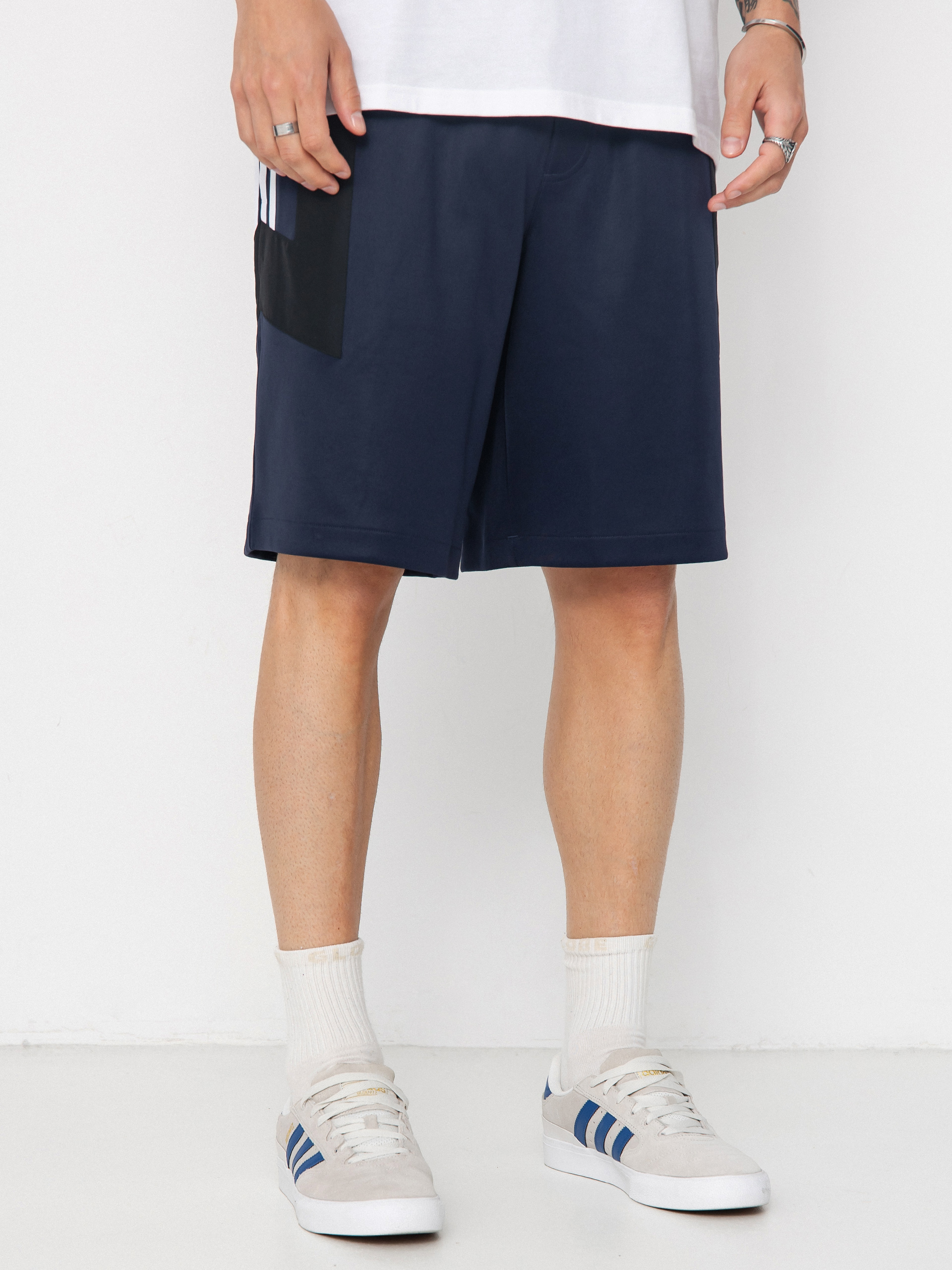 Pantaloni scurți adidas Football (legink/black/white)