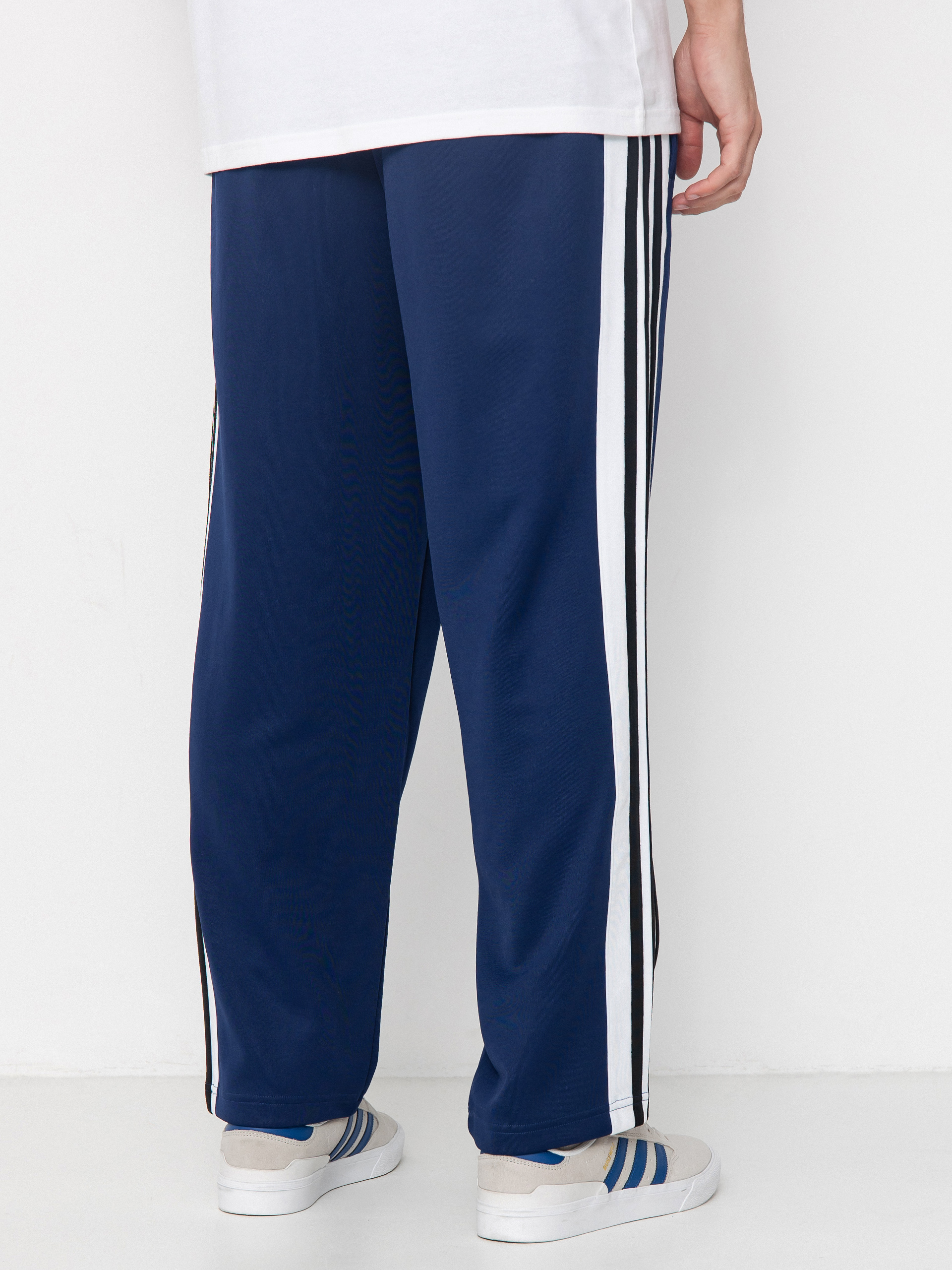 Pantaloni adidas Tyshawn (dkblue/white/black)