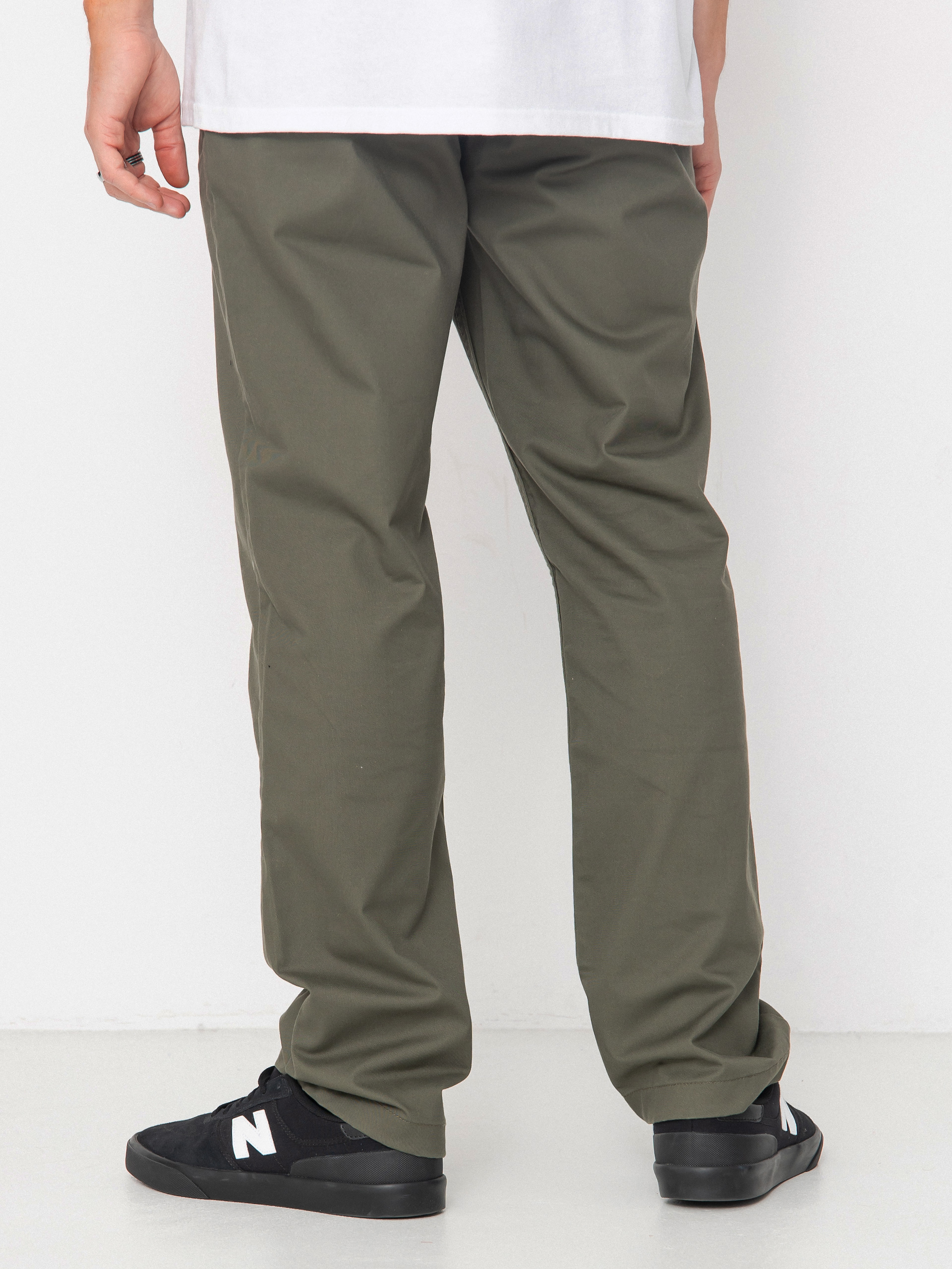 Pantaloni Vans Authentic Chino Relaxed (grape leaf)