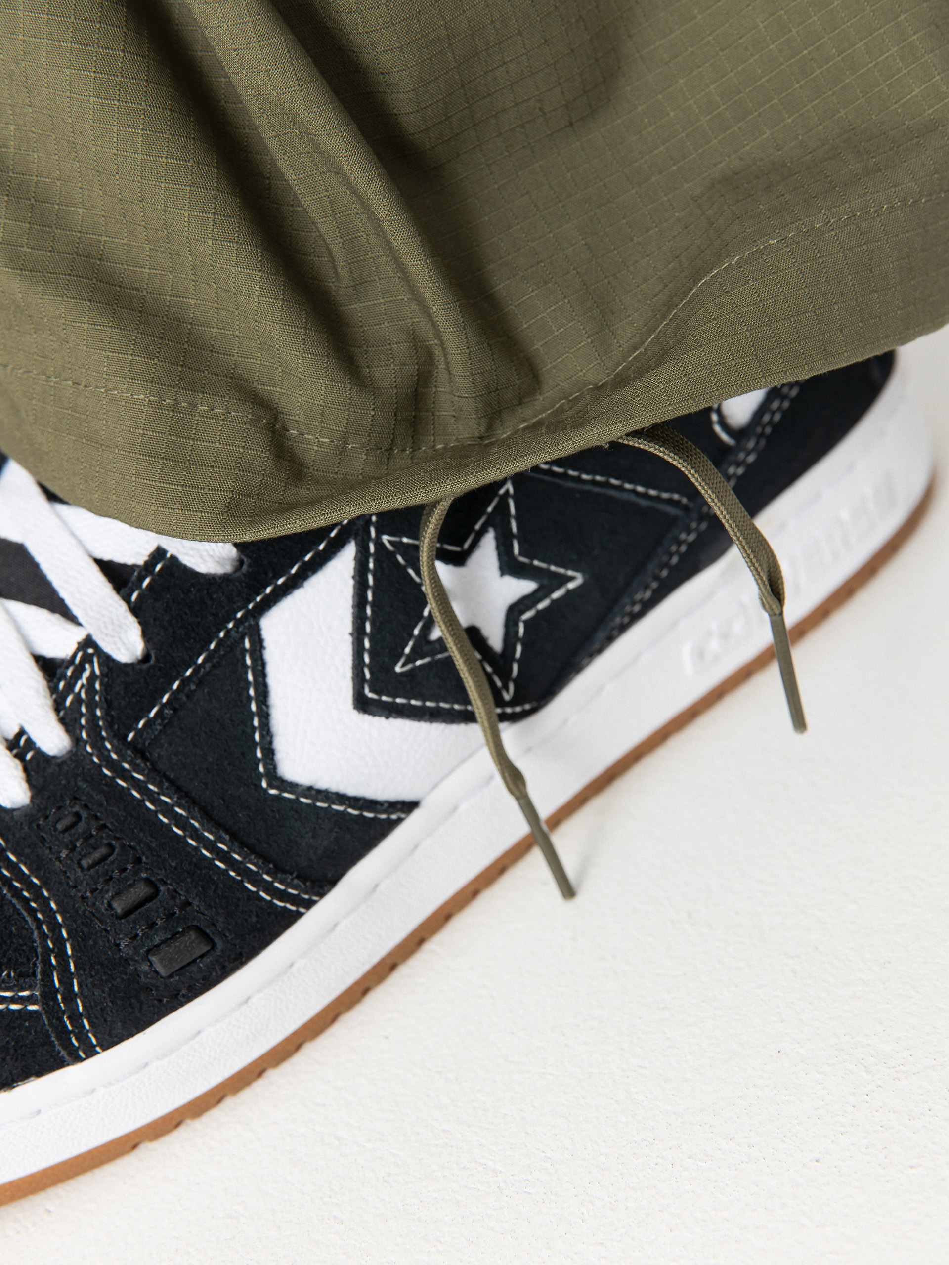 Pantaloni Nike SB Federation Agnostic Overalls (medium olive/white)