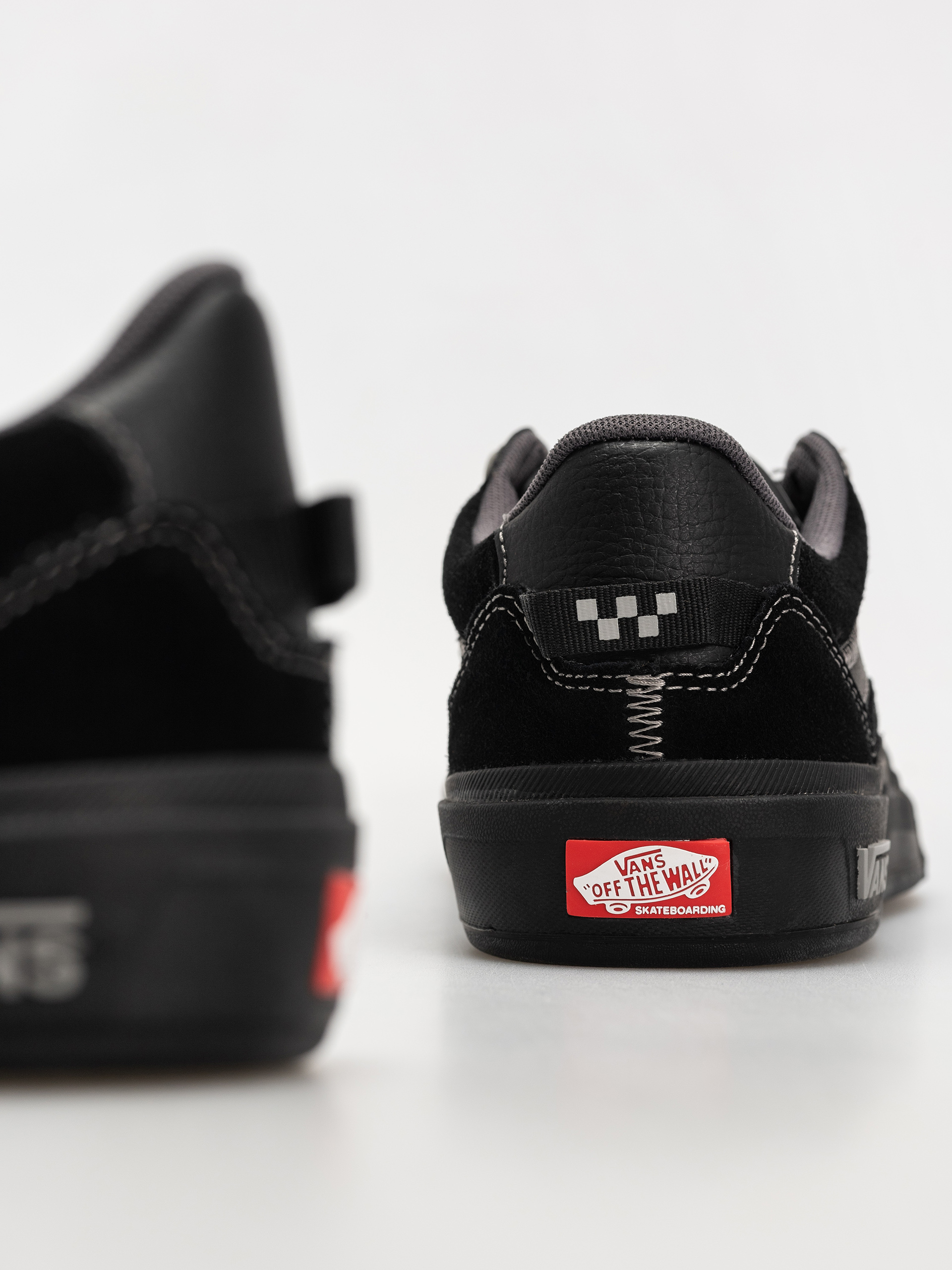 Pantofi Vans Skate 2 Wayvee (black/black/grey)