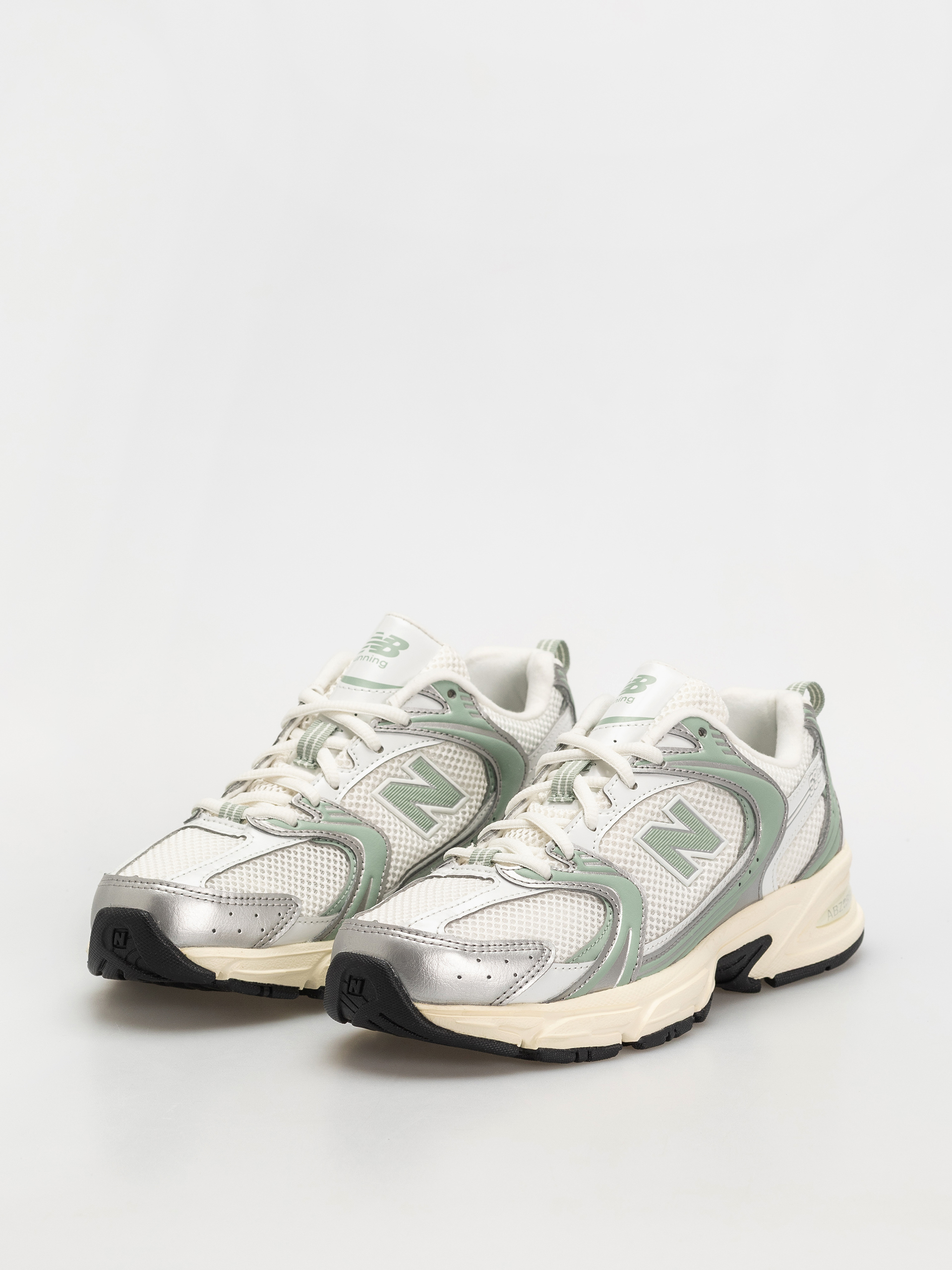 Pantofi New Balance 530 (silver metallic)
