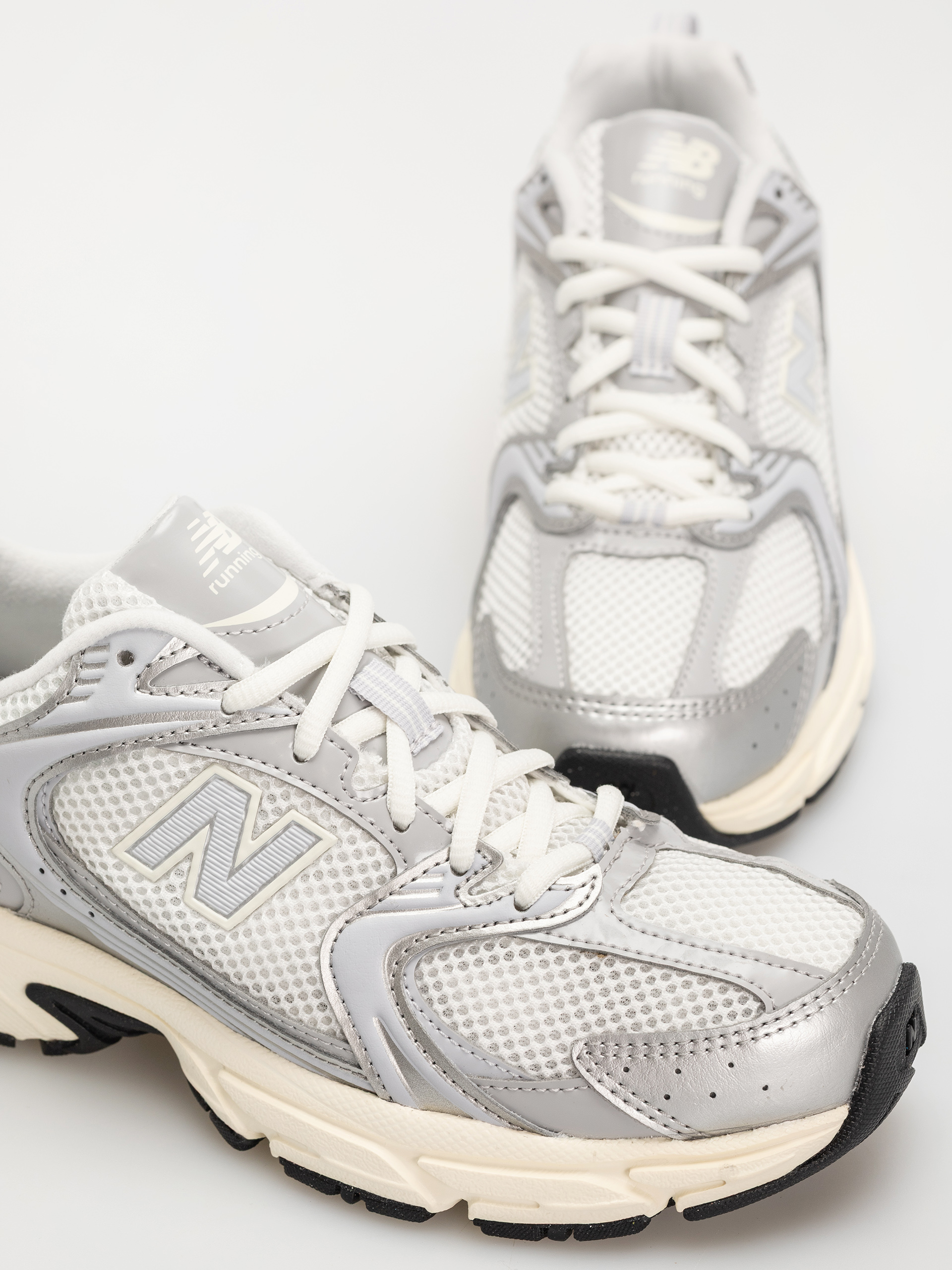 Pantofi New Balance 530 (silver metallic)