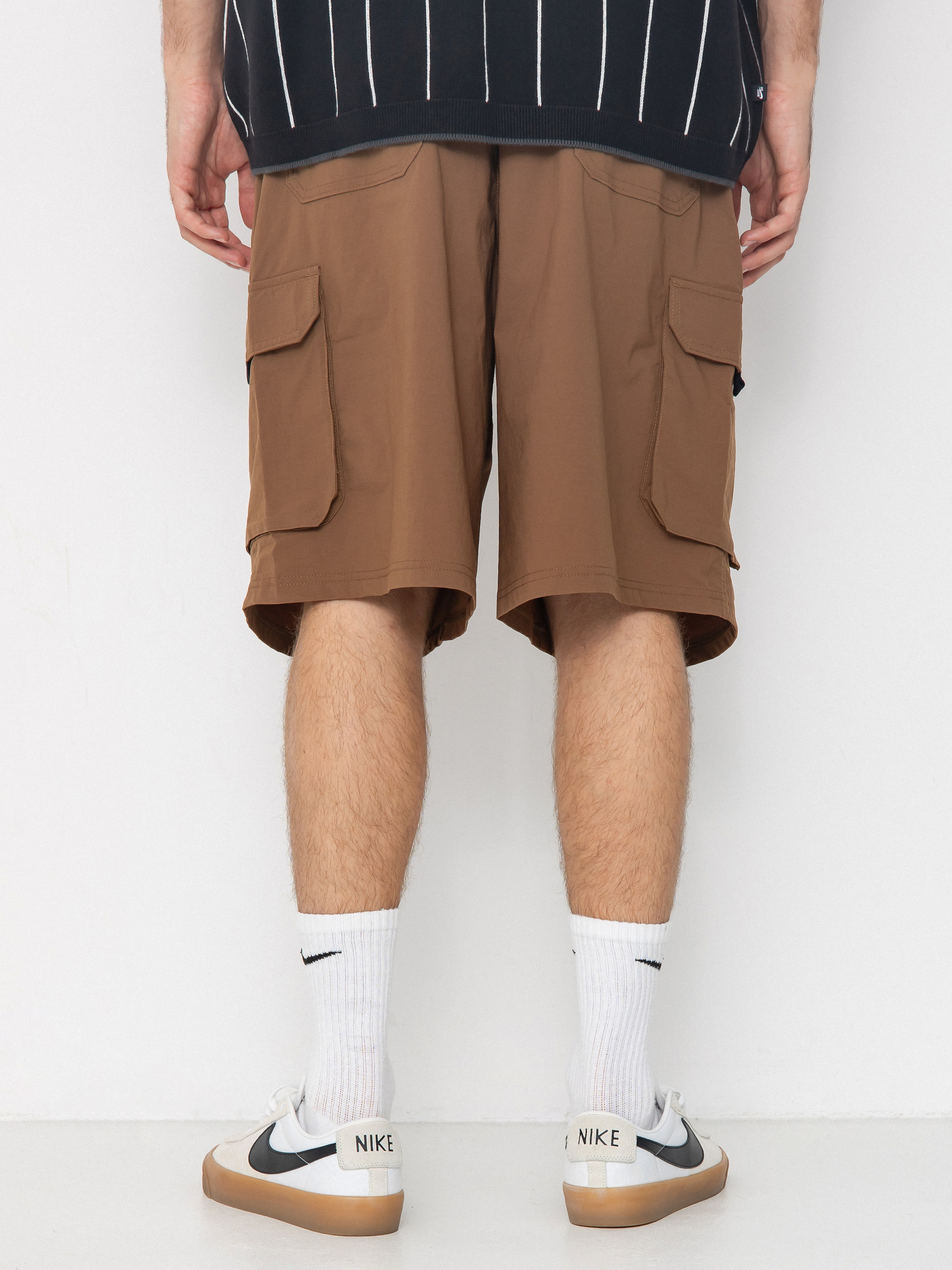 Pantaloni scurți Nike SB Kearny Cargo (mosswood brown/white)