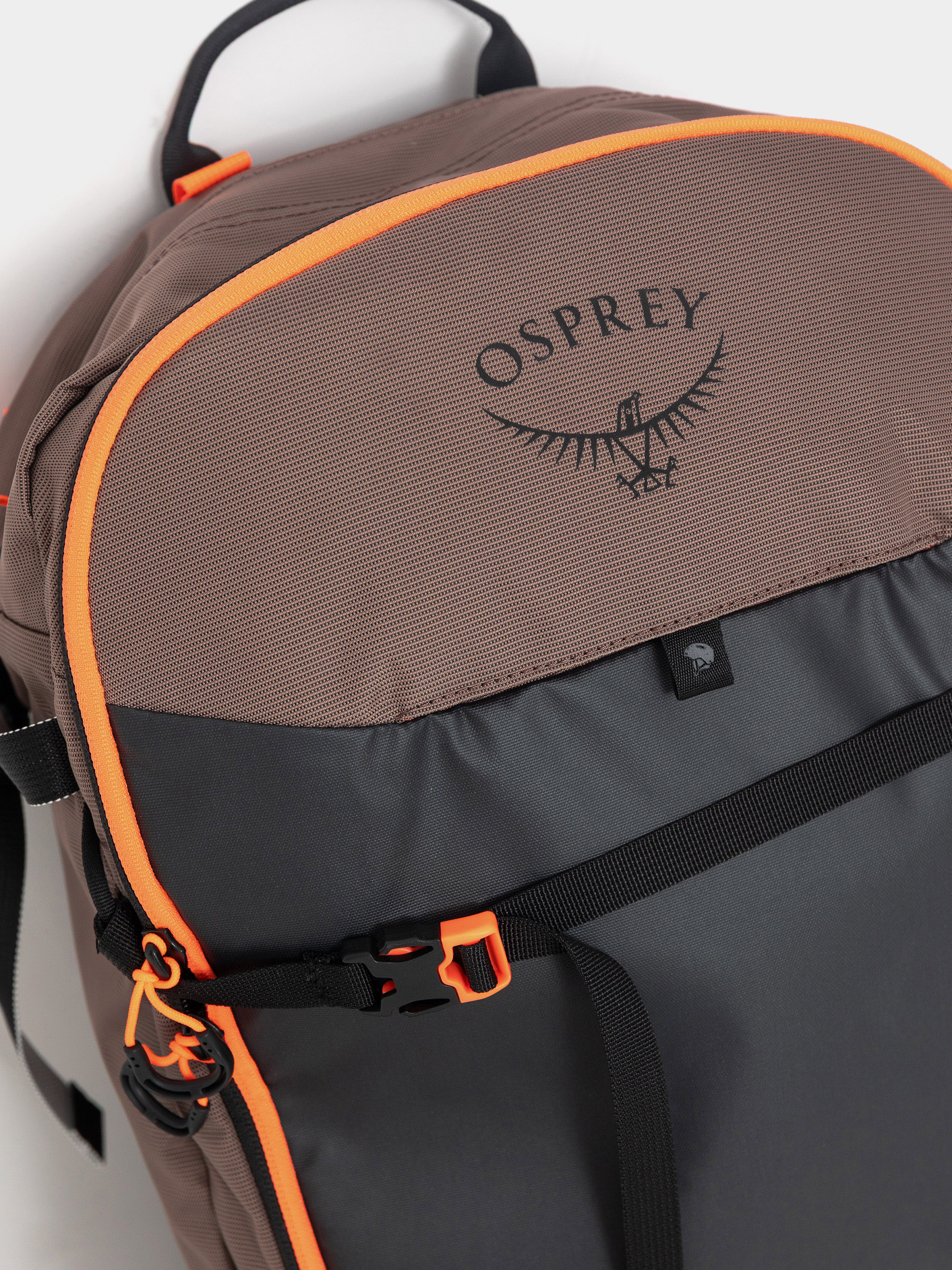 Rucsac Osprey Sopris 25 (magma brown/raven black)