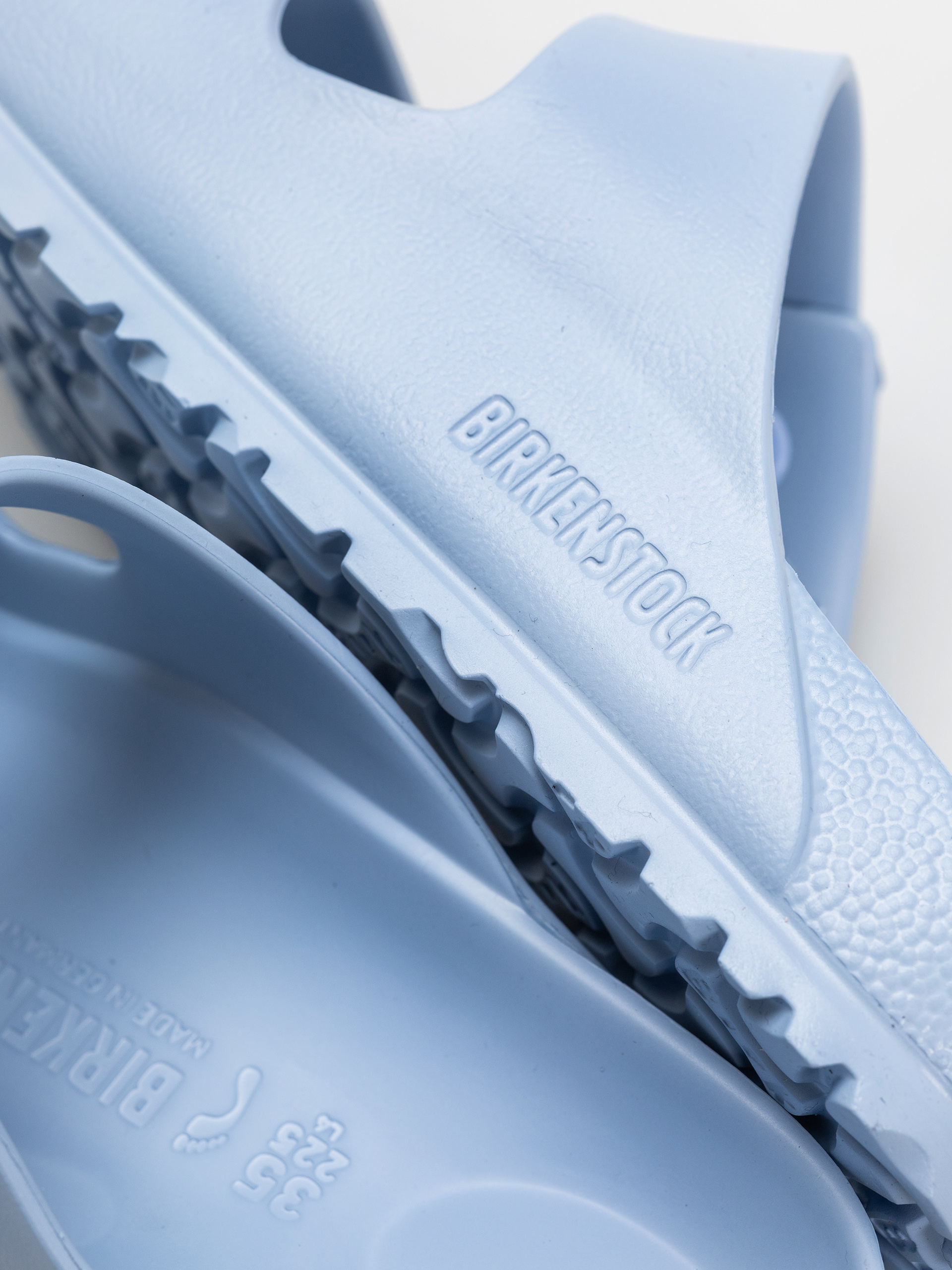 Șlapi Birkenstock Arizona Stealth Buckle EVA Narrow Wmn (dusty blue)