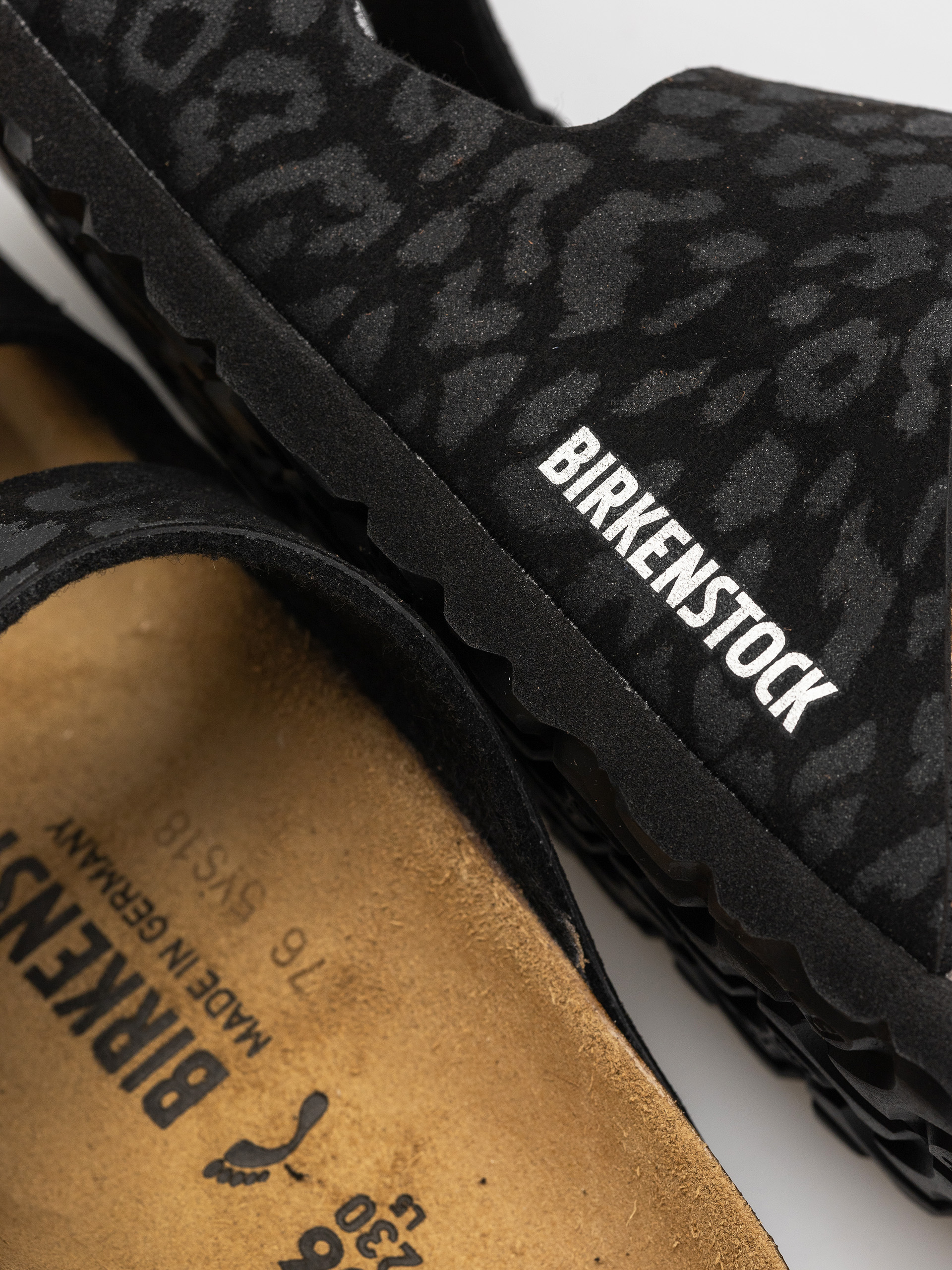 Șlapi Birkenstock Arizona Synthetics Narrow Wmn (leo black)