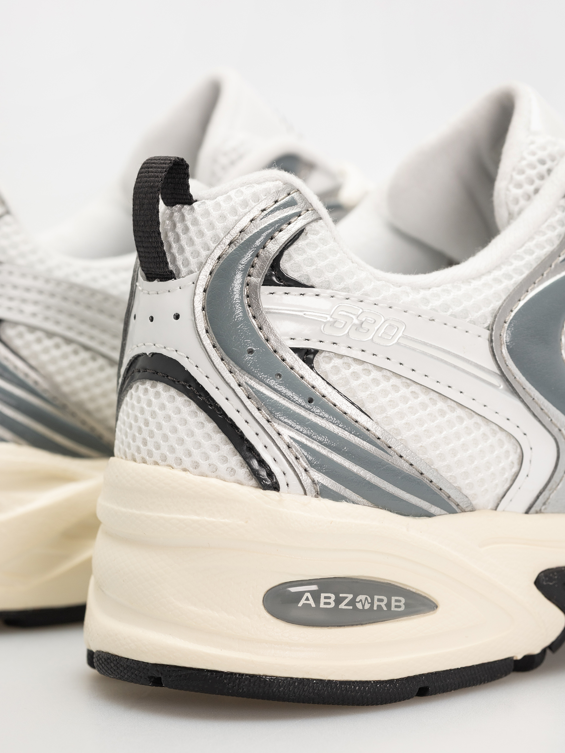 Pantofi New Balance 530 (silver metallic)