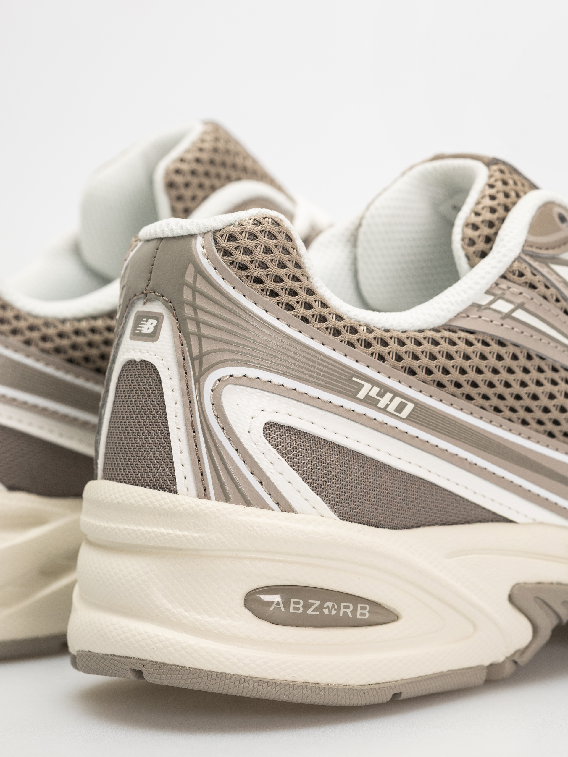 Pantofi New Balance 740 (dark olivine)