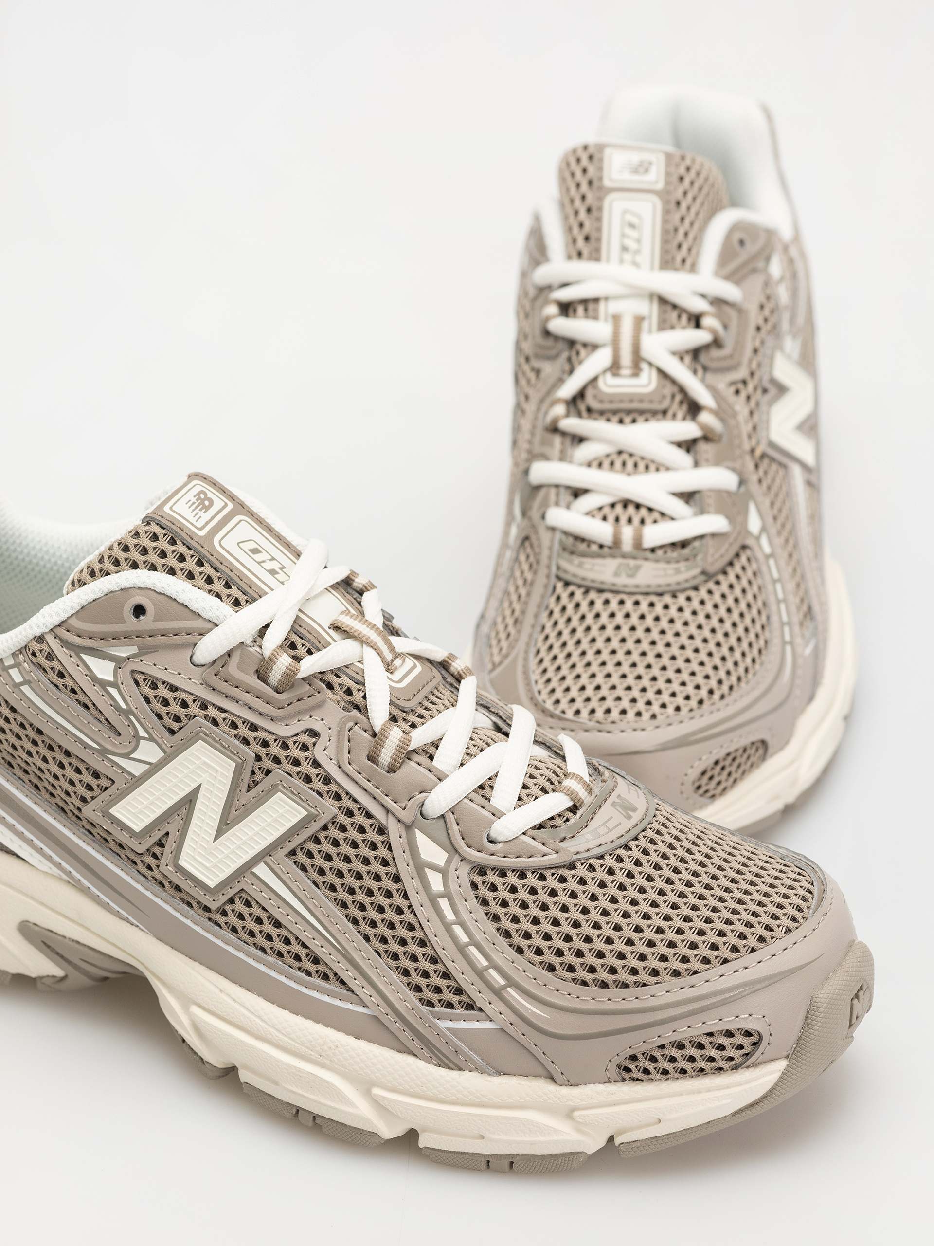 Pantofi New Balance 740 (dark olivine)