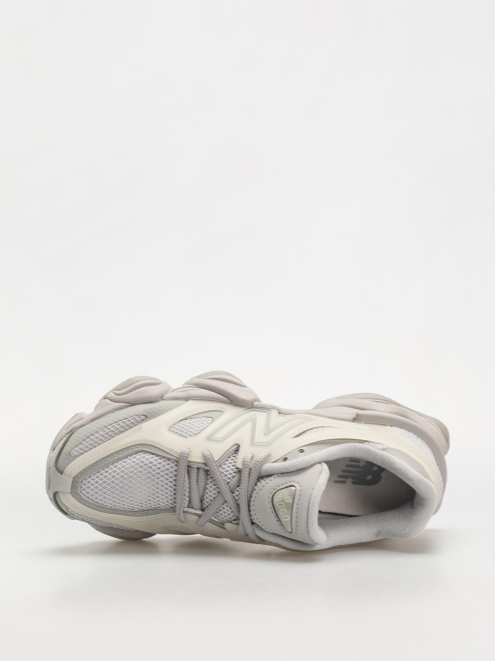 Pantofi New Balance 9060 (raincloud)