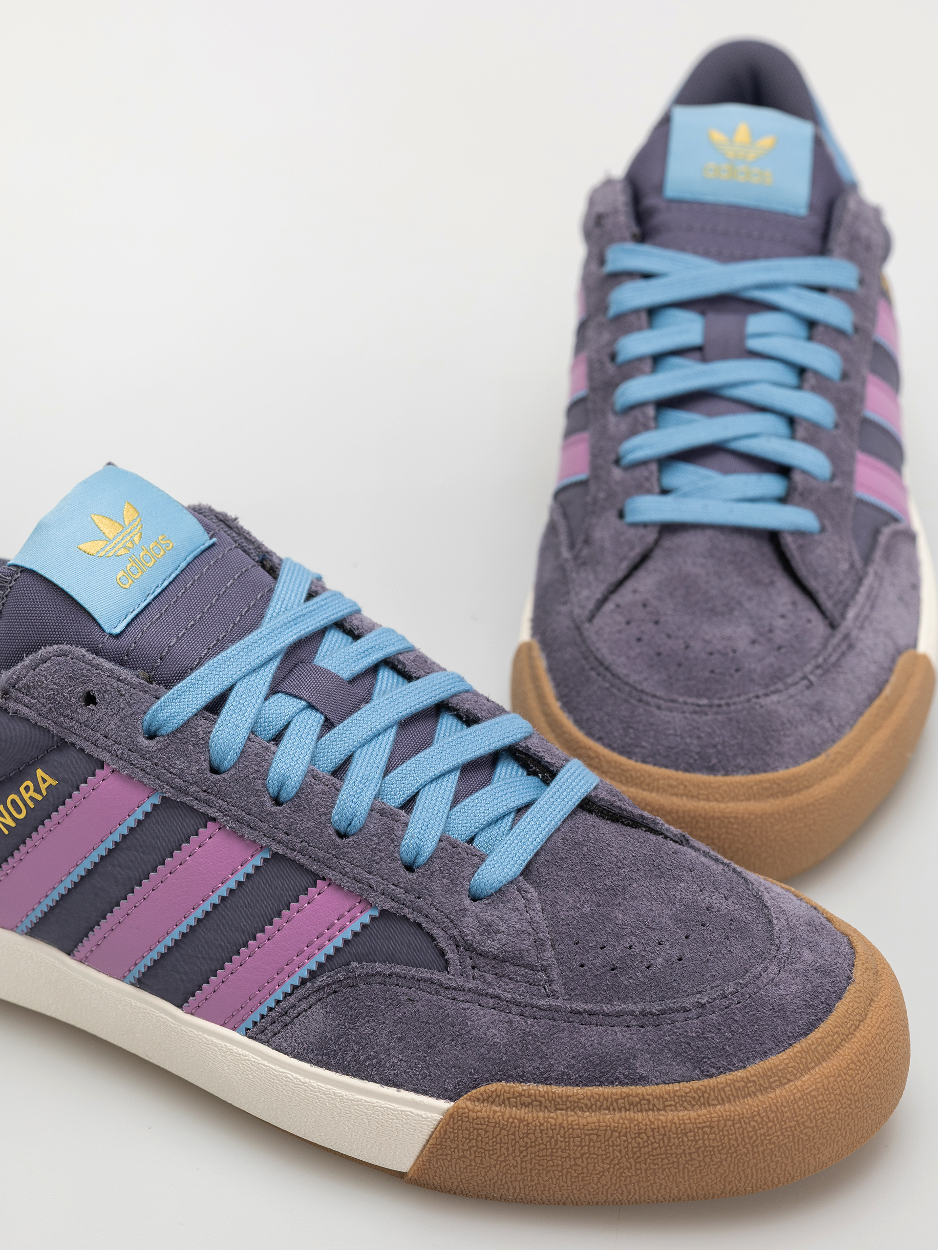 Pantofi adidas Nora (previo/prepur/goldmt)