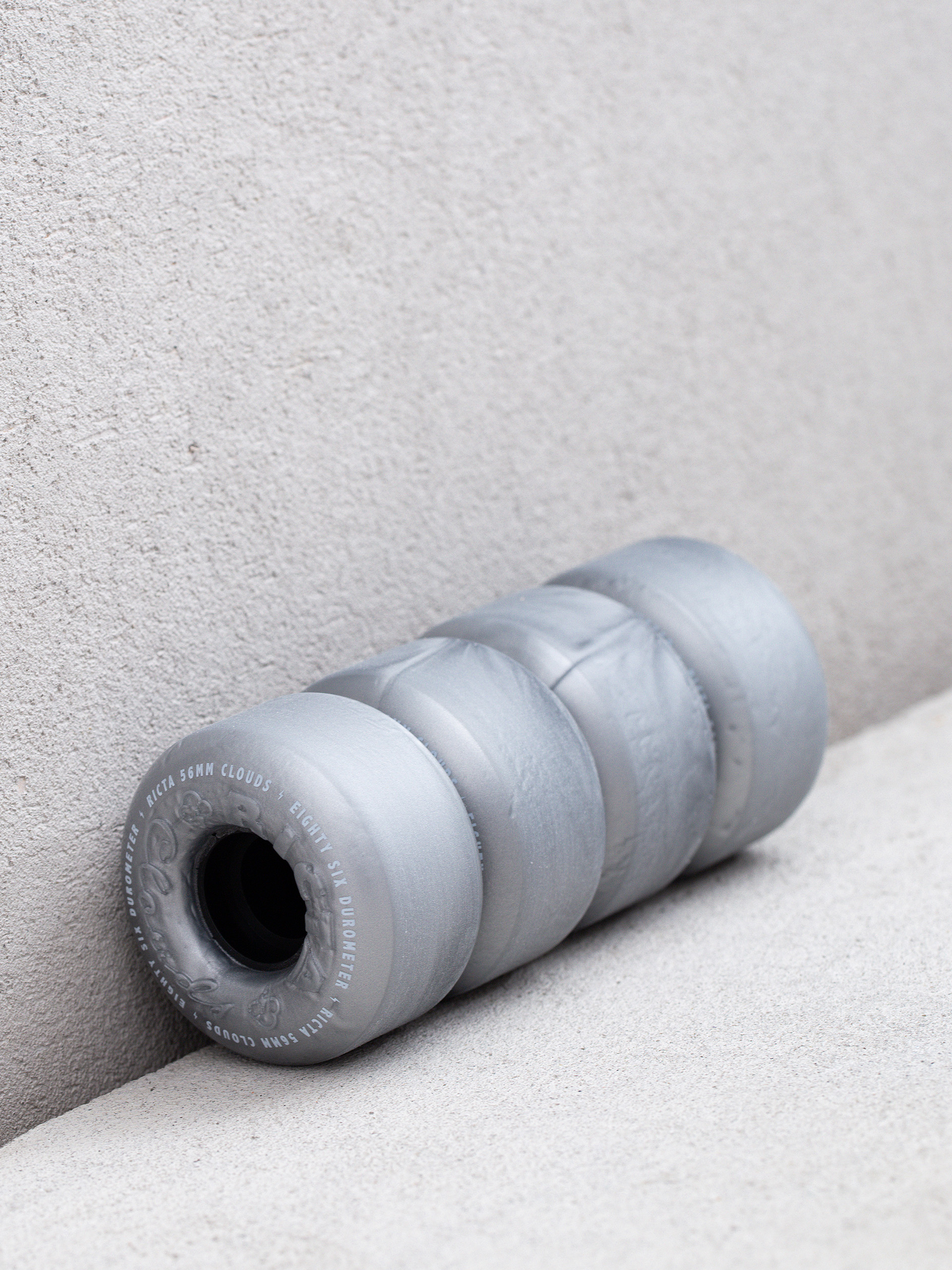 Role Ricta Clouds Metallic 86A (silver)