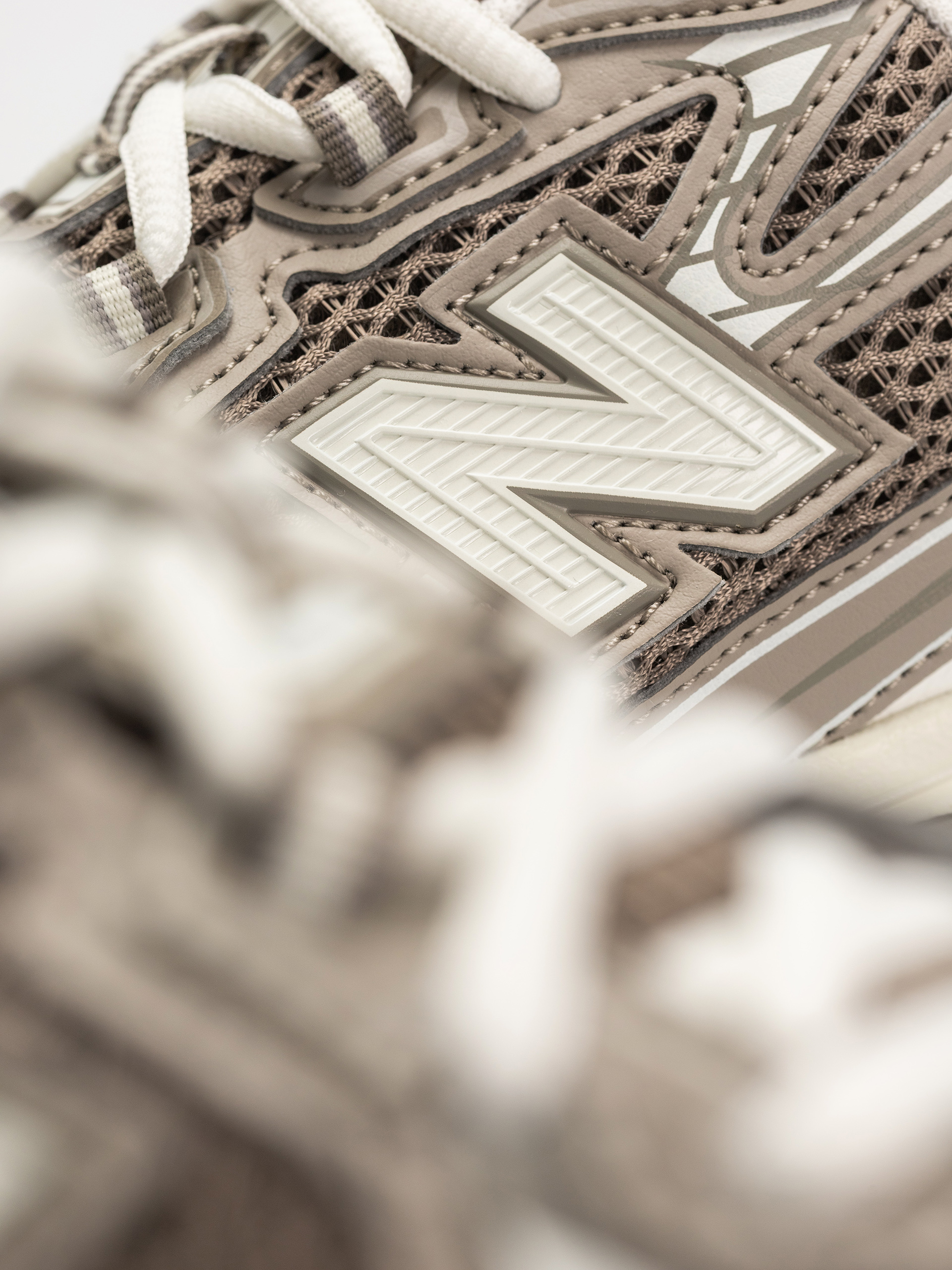 Pantofi New Balance 740 JR (arid stone)