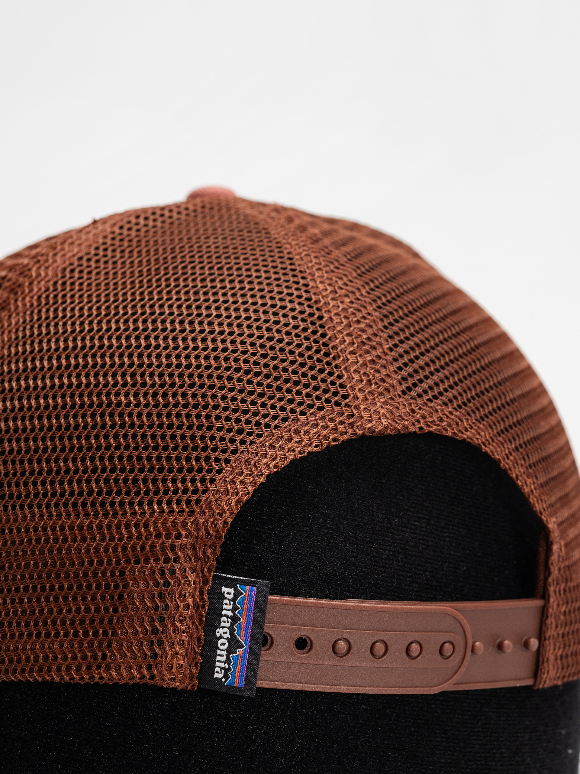 Șapcă Patagonia P 6 Logo Trucker (potters red)