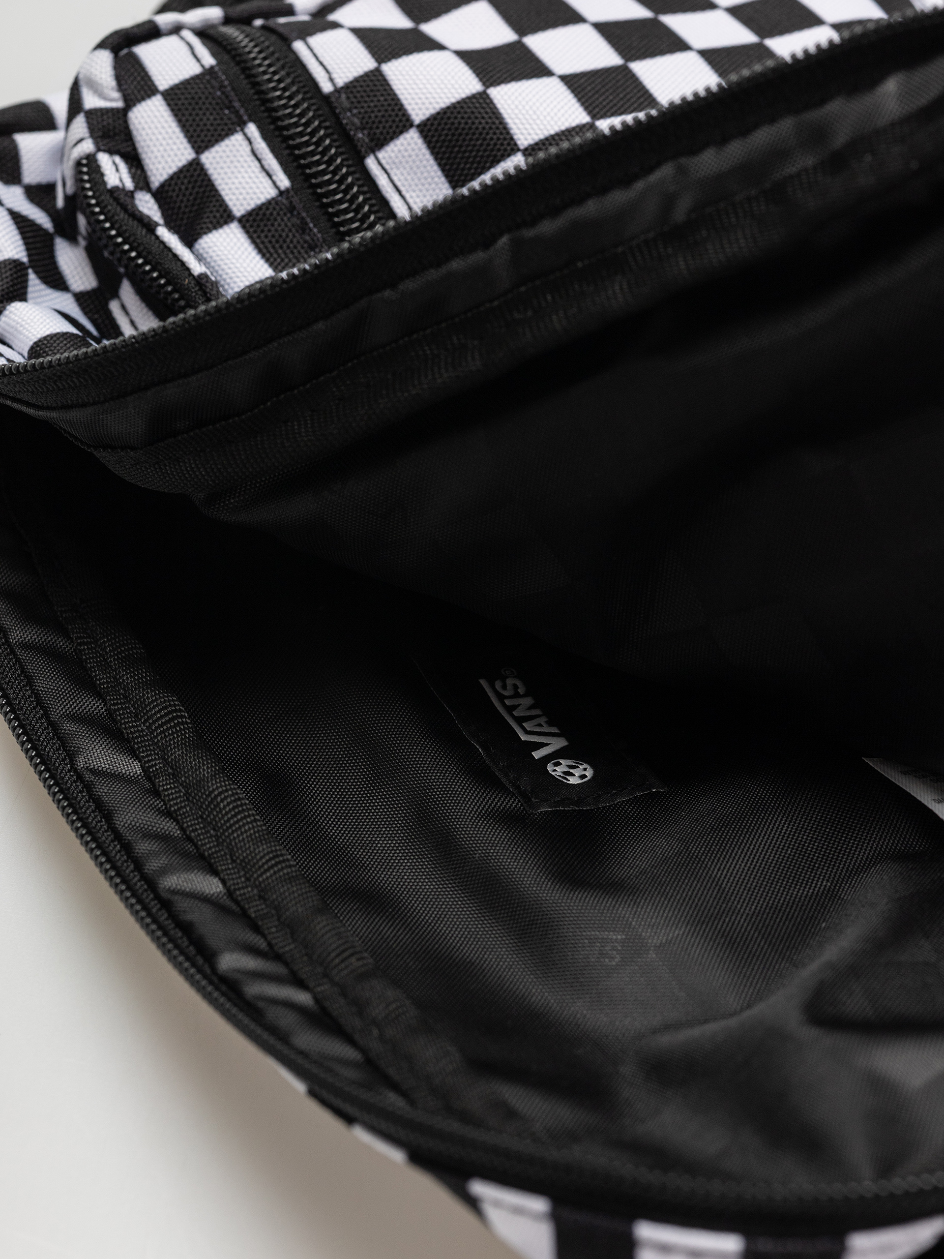 Geantă Vans Bail Convertible Cross Body (black/white)