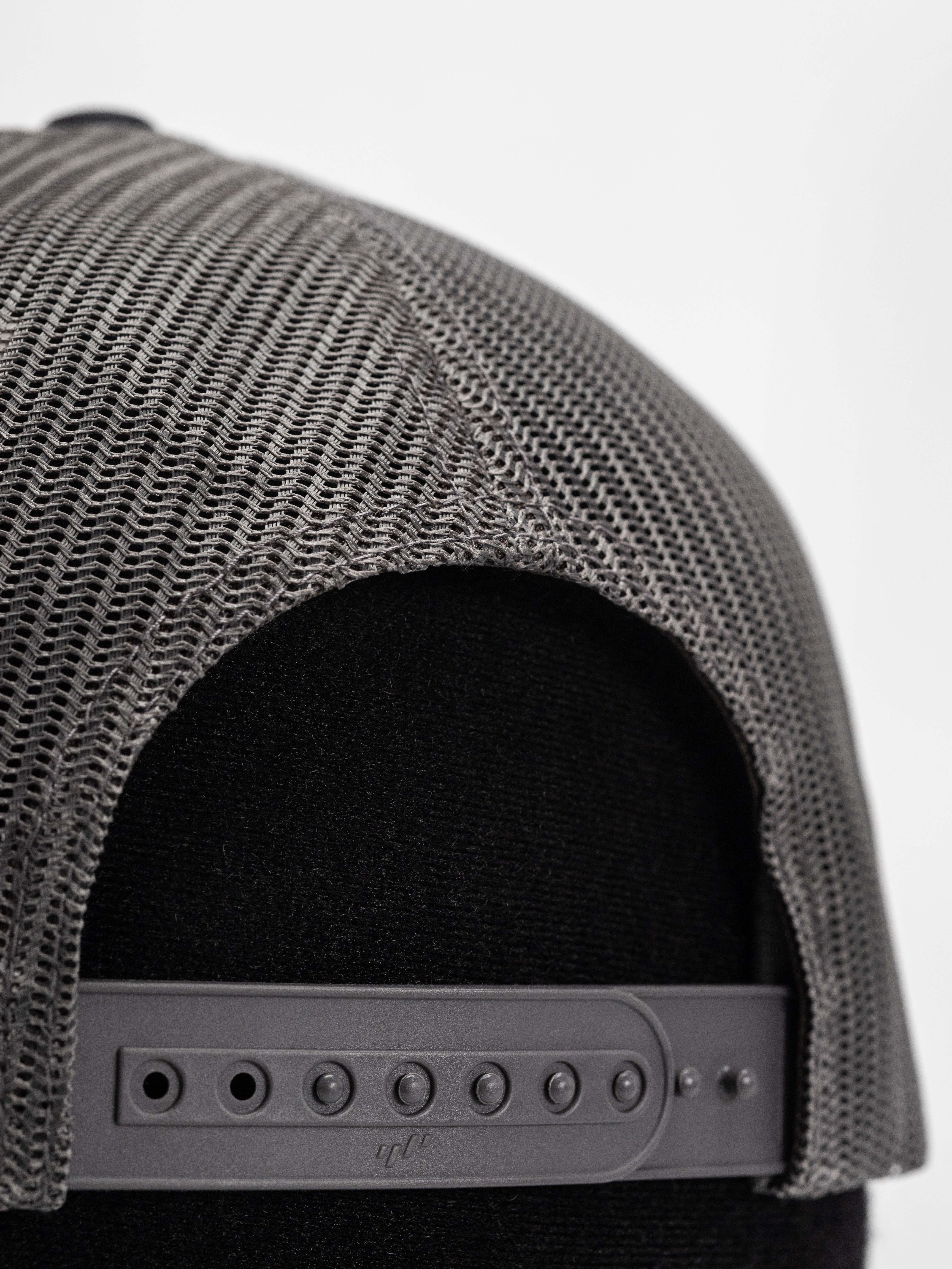 Șapcă Columbia Mesh Snap Back (black/sisters)