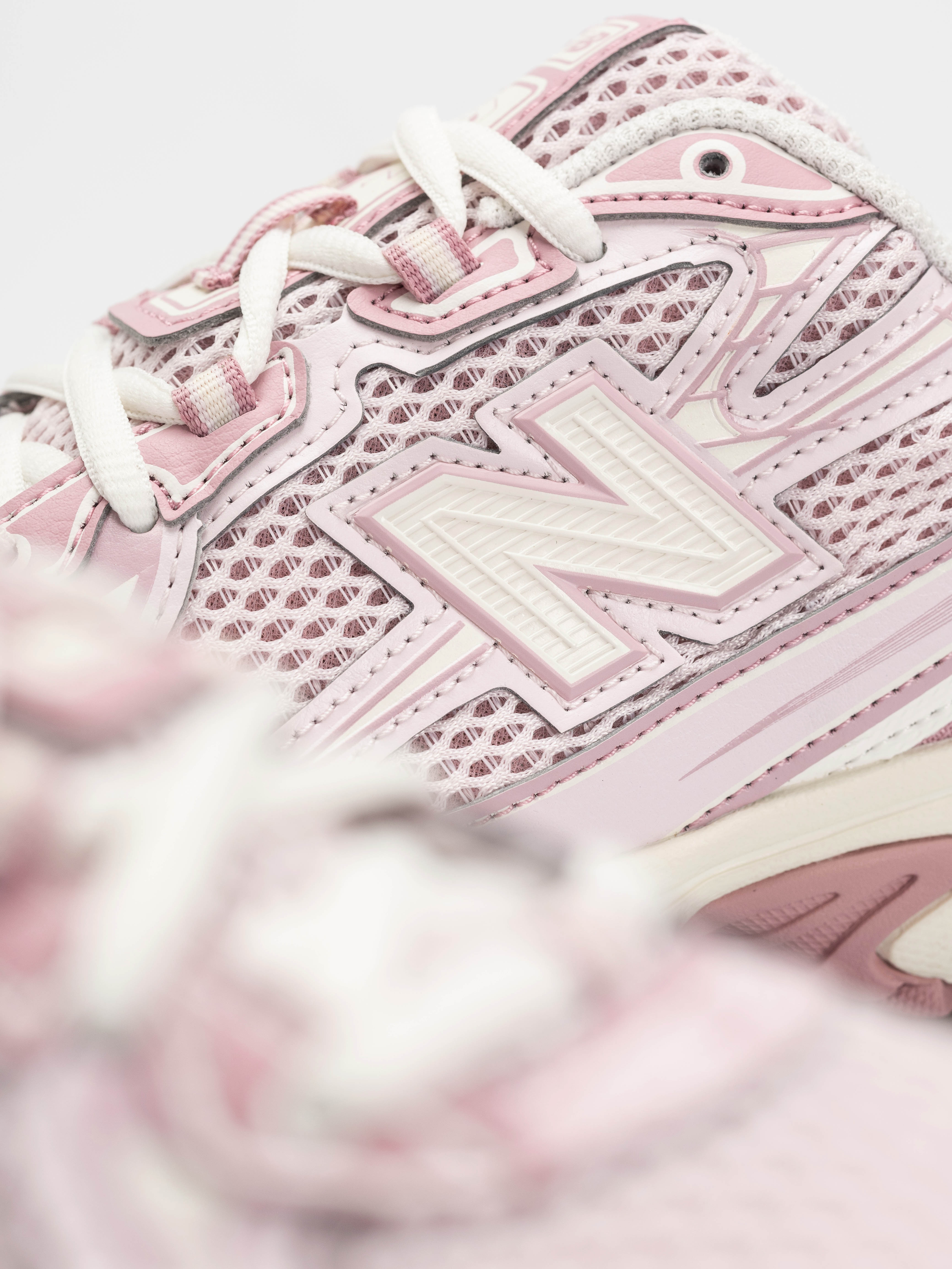 Pantofi New Balance 740 (pink granite)