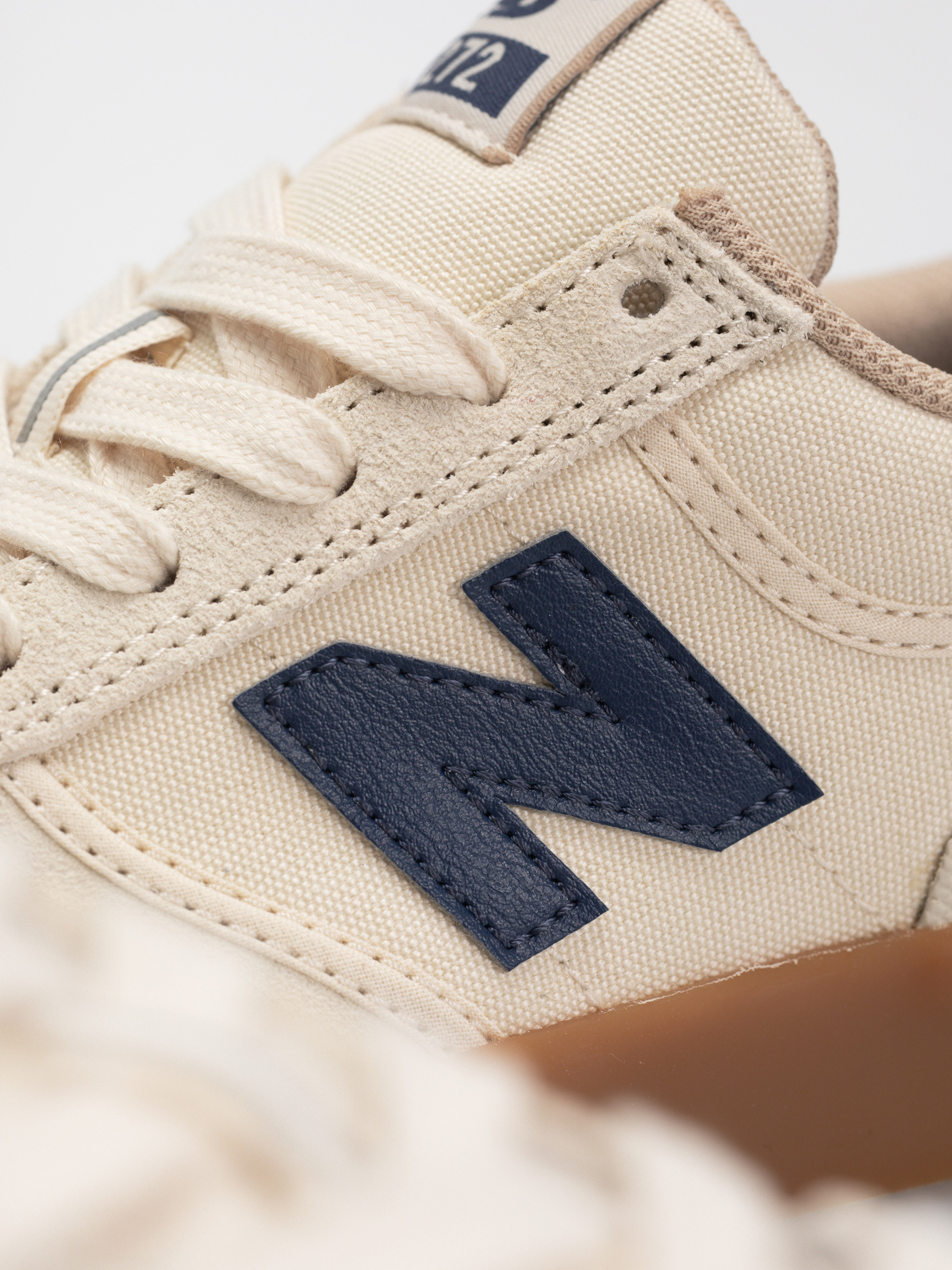 Pantofi New Balance 272 (white)