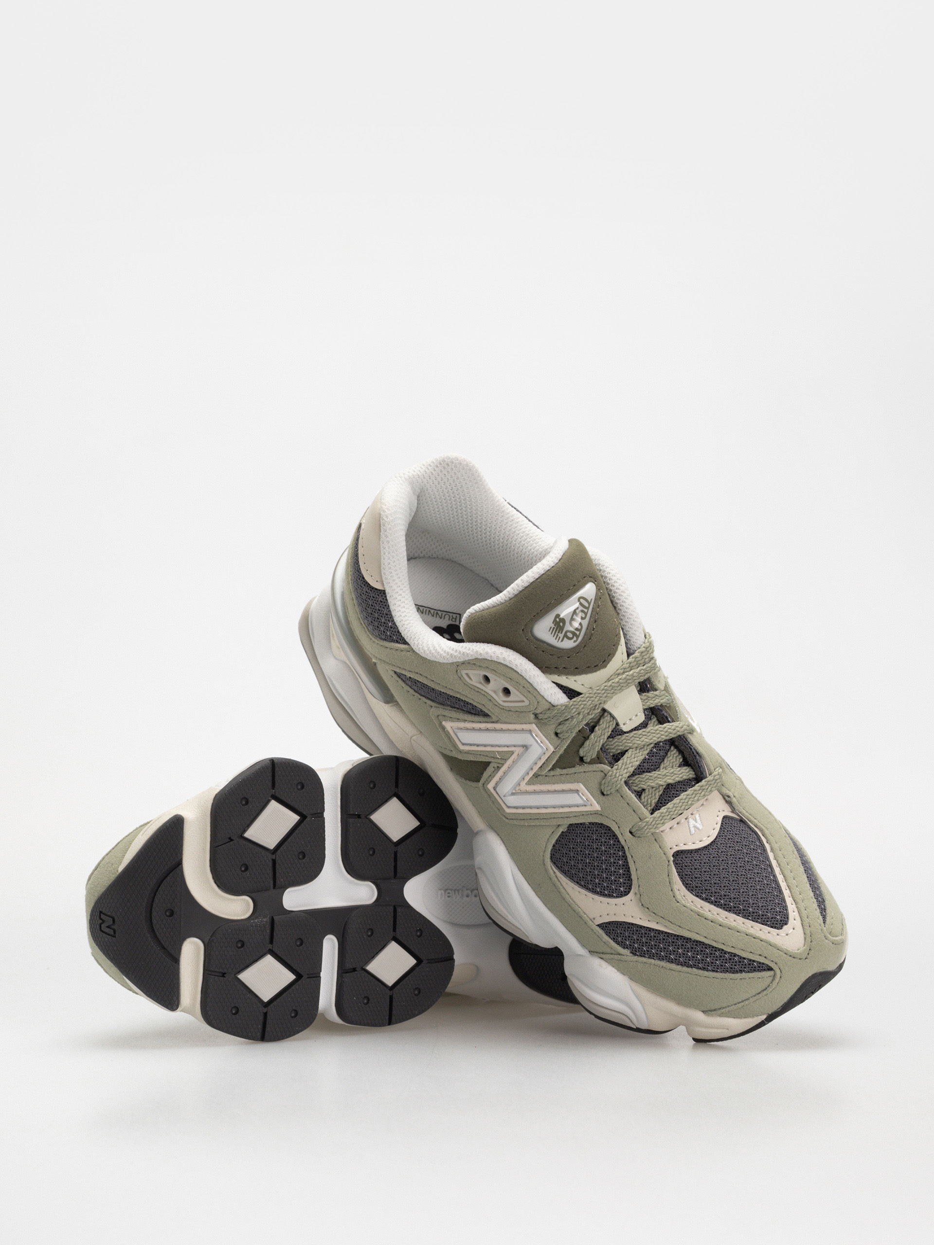 Pantofi New Balance 9060 JR - verde (garter snake)