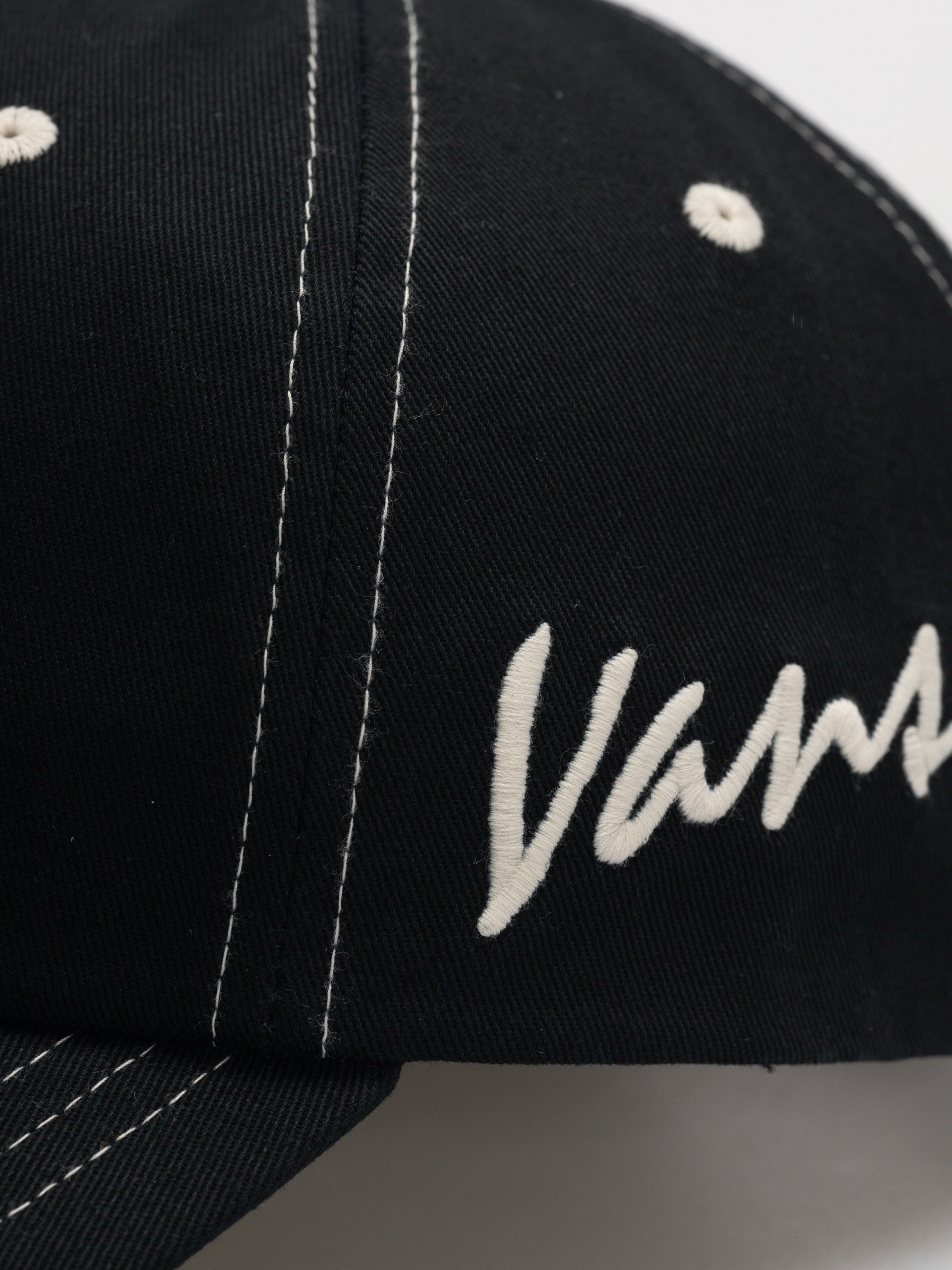 Șapcă Vans Classic Script Curved Bill Jockey (black)