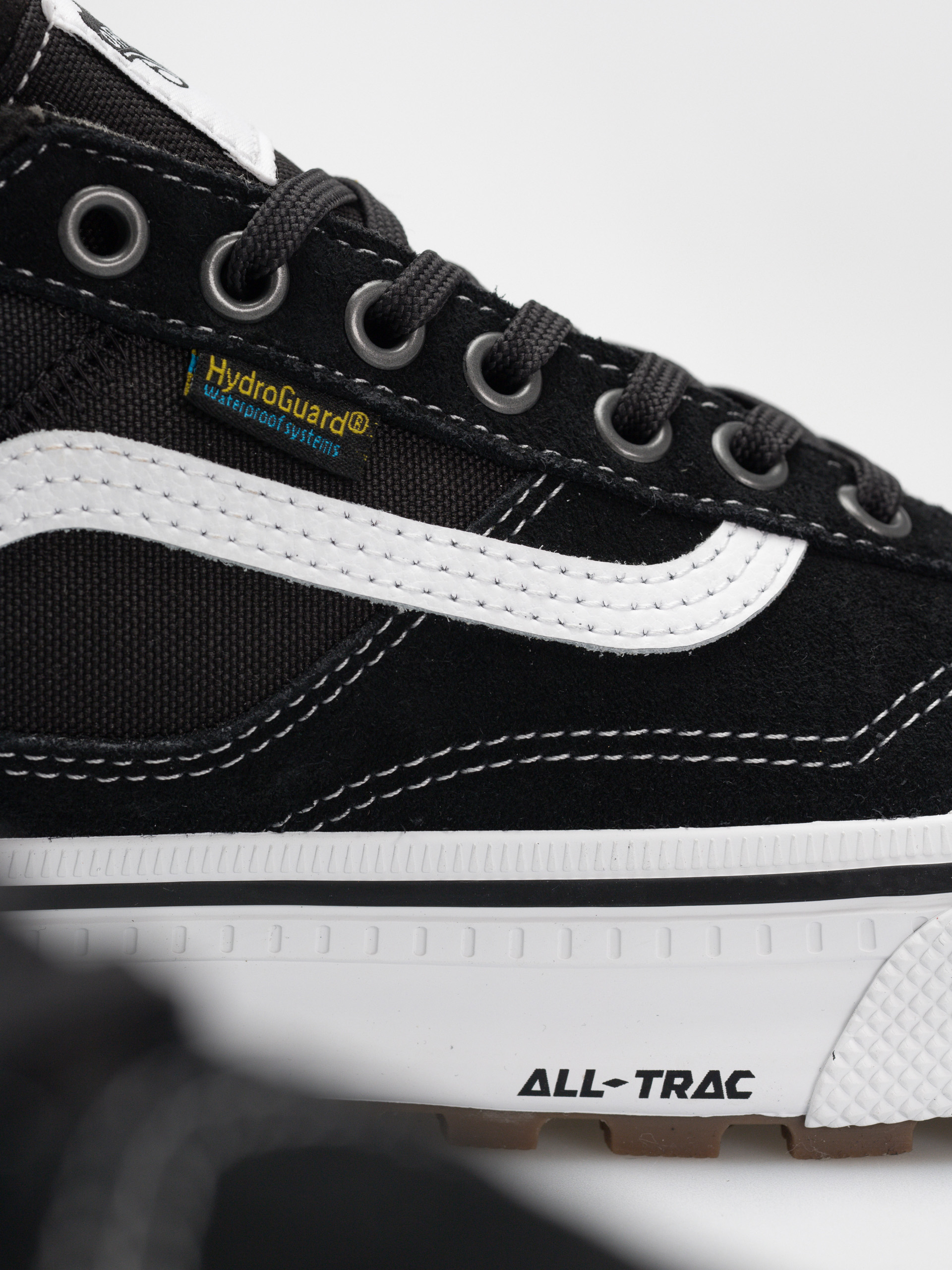 Pantofi Vans Mte Old Skool Waterproof Insulated (black/white)