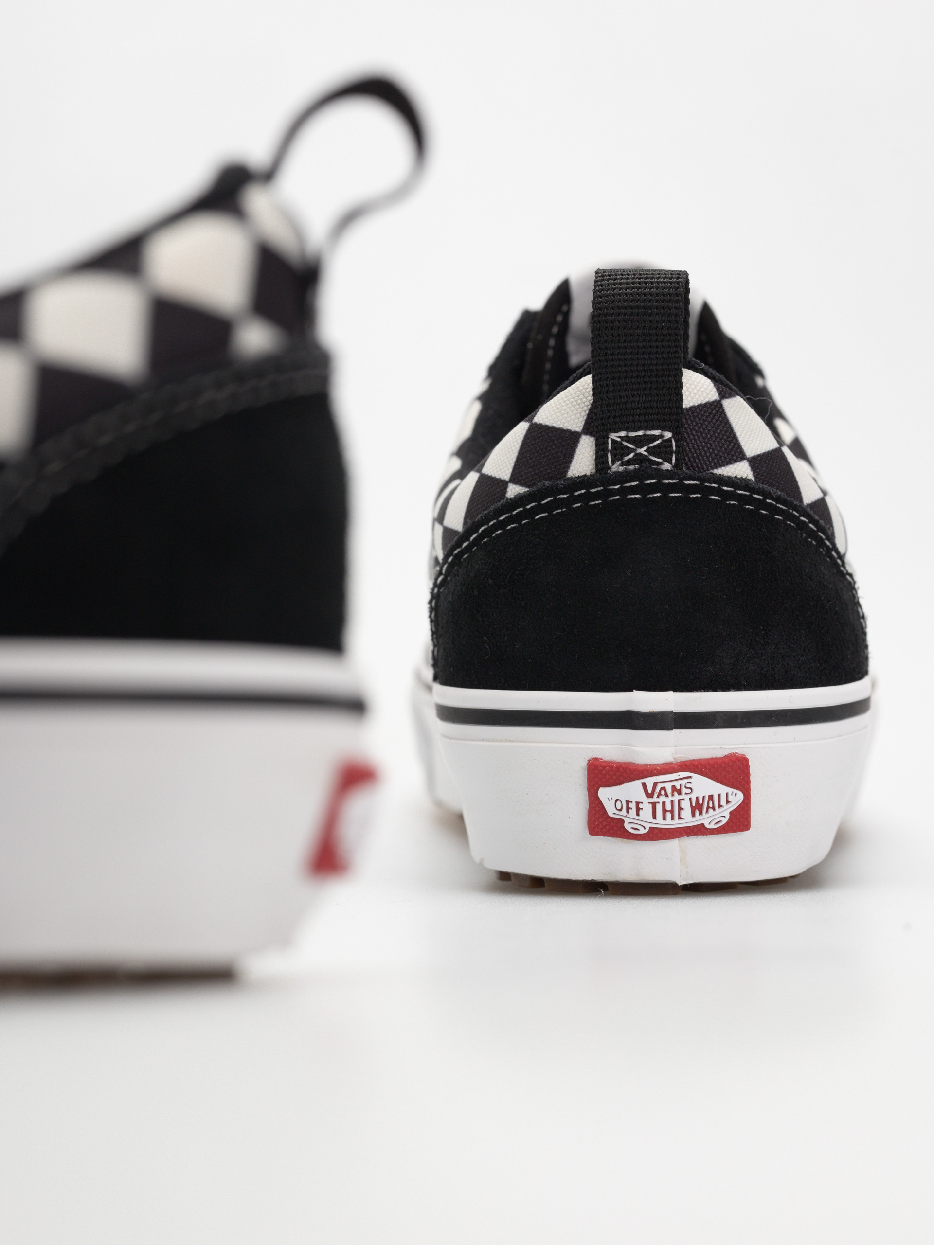 Pantofi Vans Mte Old Skool Insulated (black/white checker)