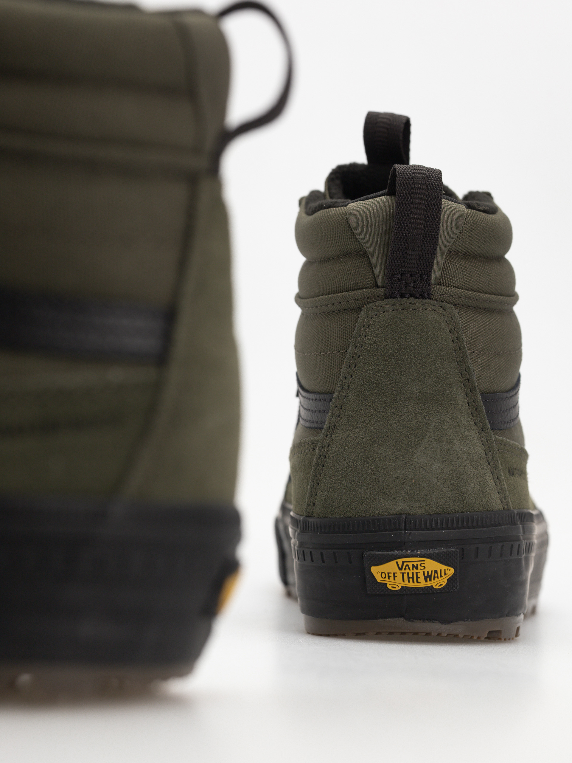 Pantofi Vans Mte Sk8 Hi Waterproof Insulated (green/black)