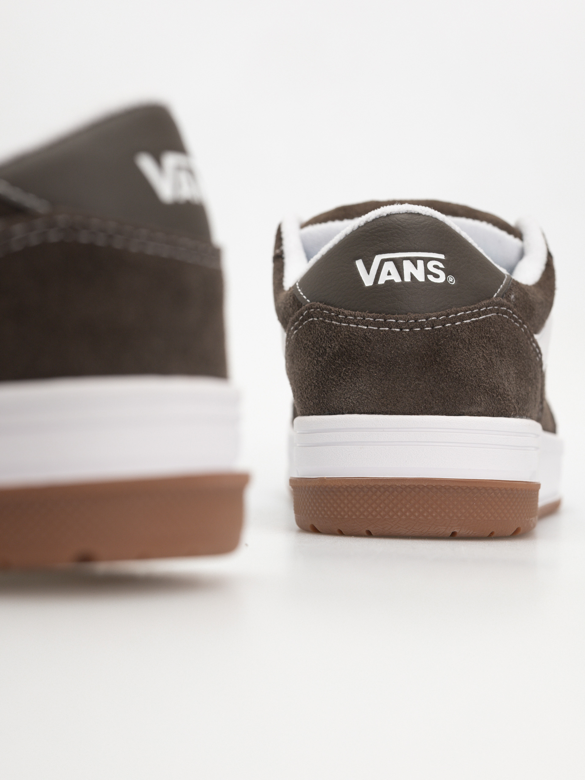Pantofi Vans Hylane (suede brown)