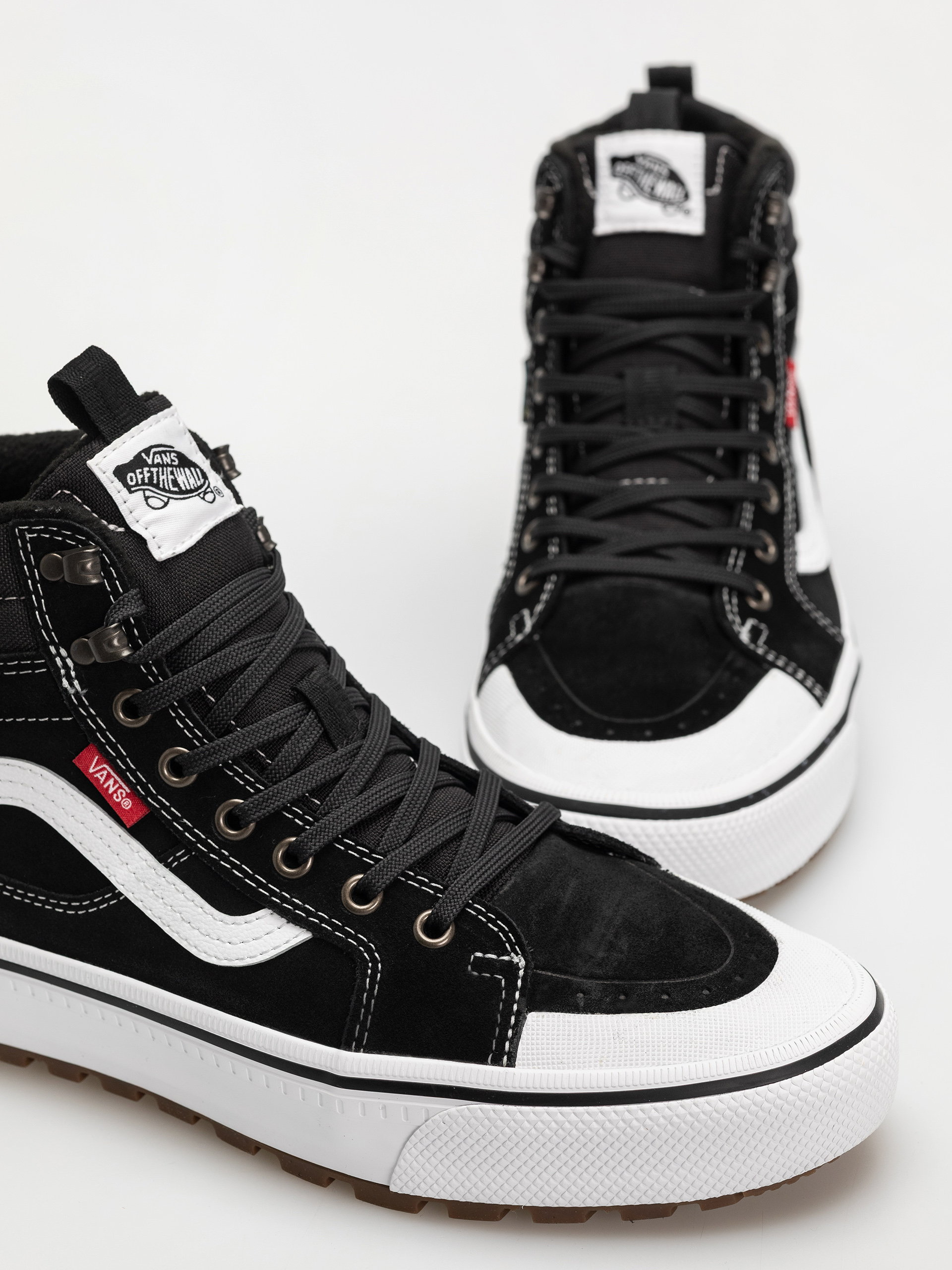 Pantofi Vans Mte Sk8 Hi Waterproof Insulated (black/white)