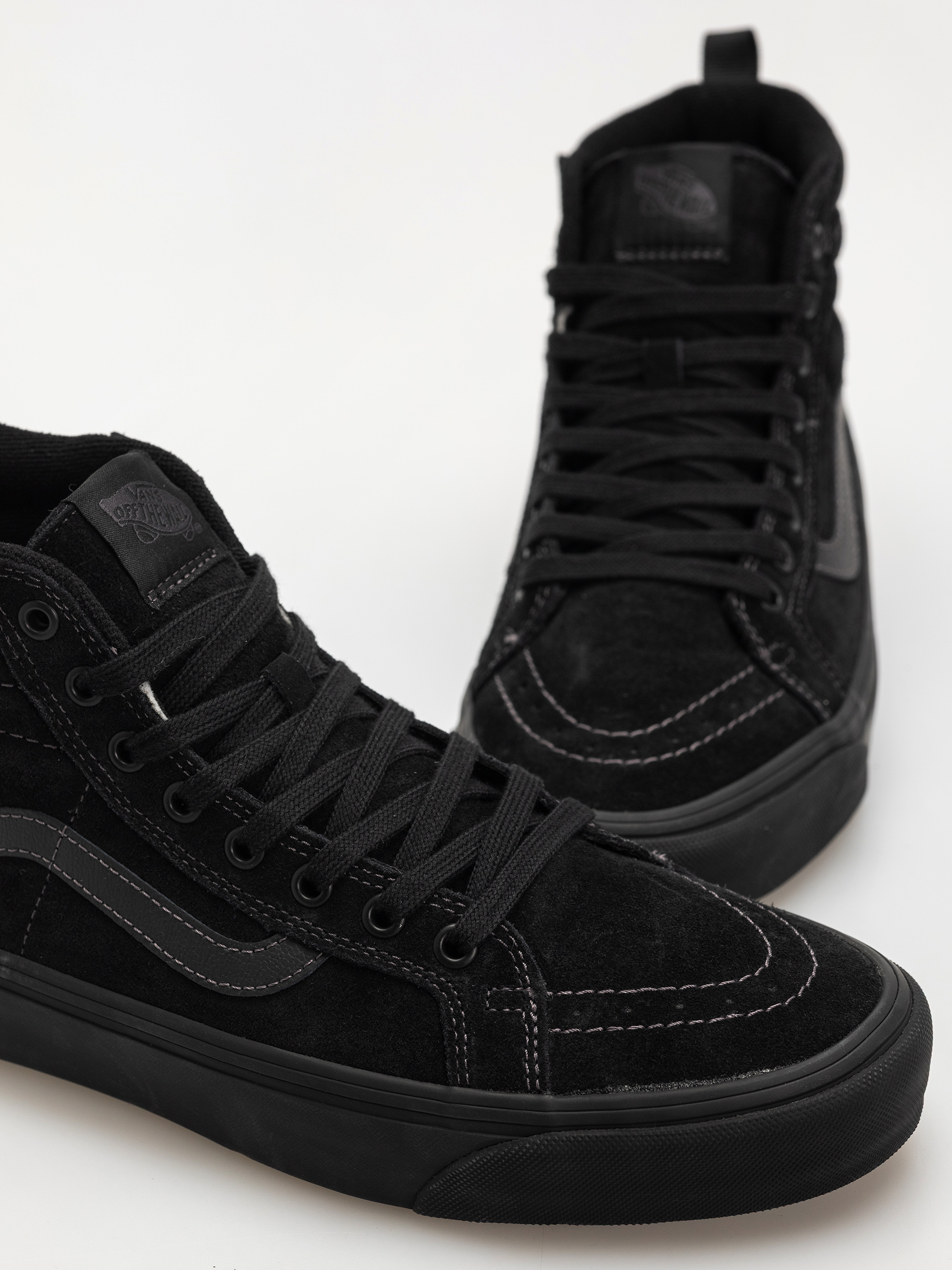Pantofi Vans Mte Sk8 Hi Insulated (black/black)