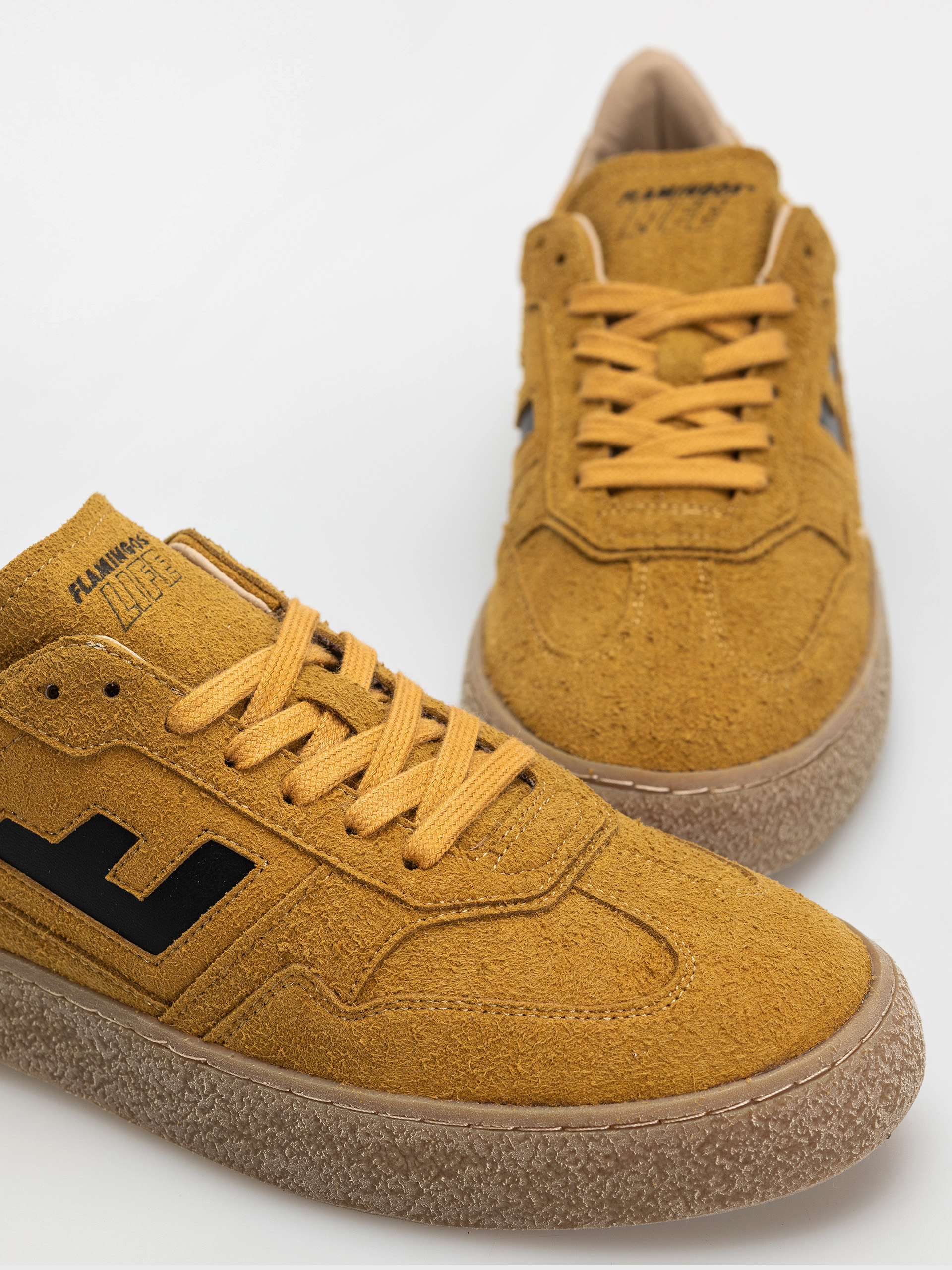 Pantofi Flamingos Life Burela Bold (hairy suede curry)