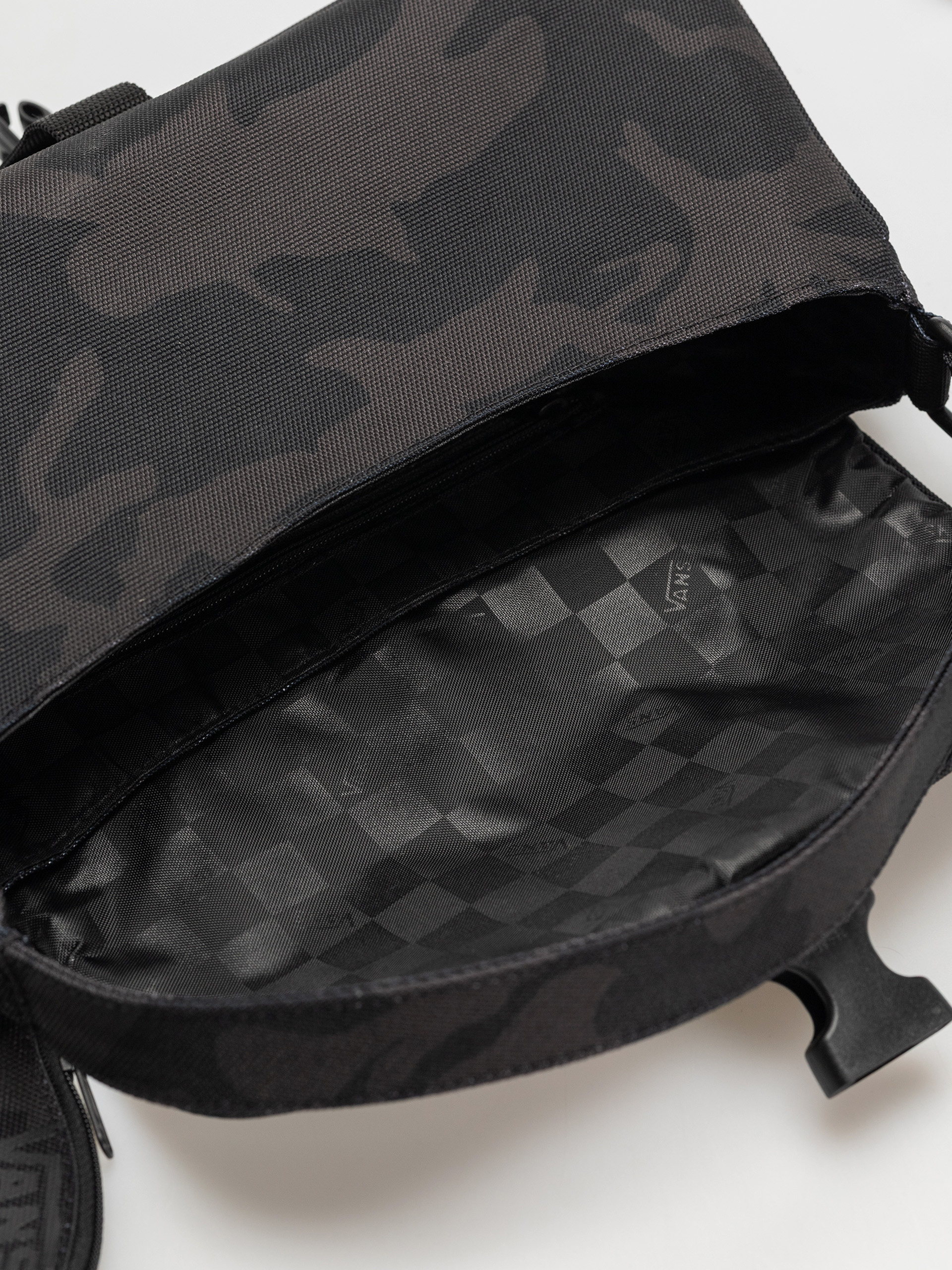 Poșetă Vans Hooked On Bag (black camo)