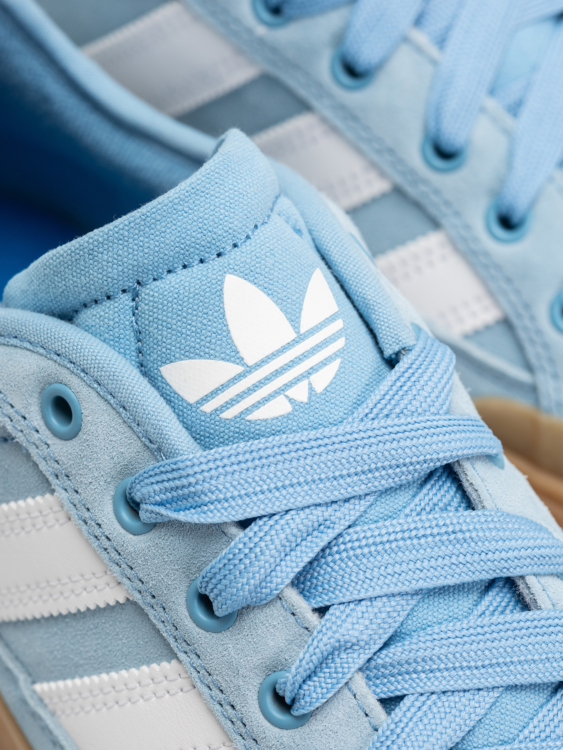 Pantofi adidas Court Tns Premiere (ltblue/ftwwht/gum3)