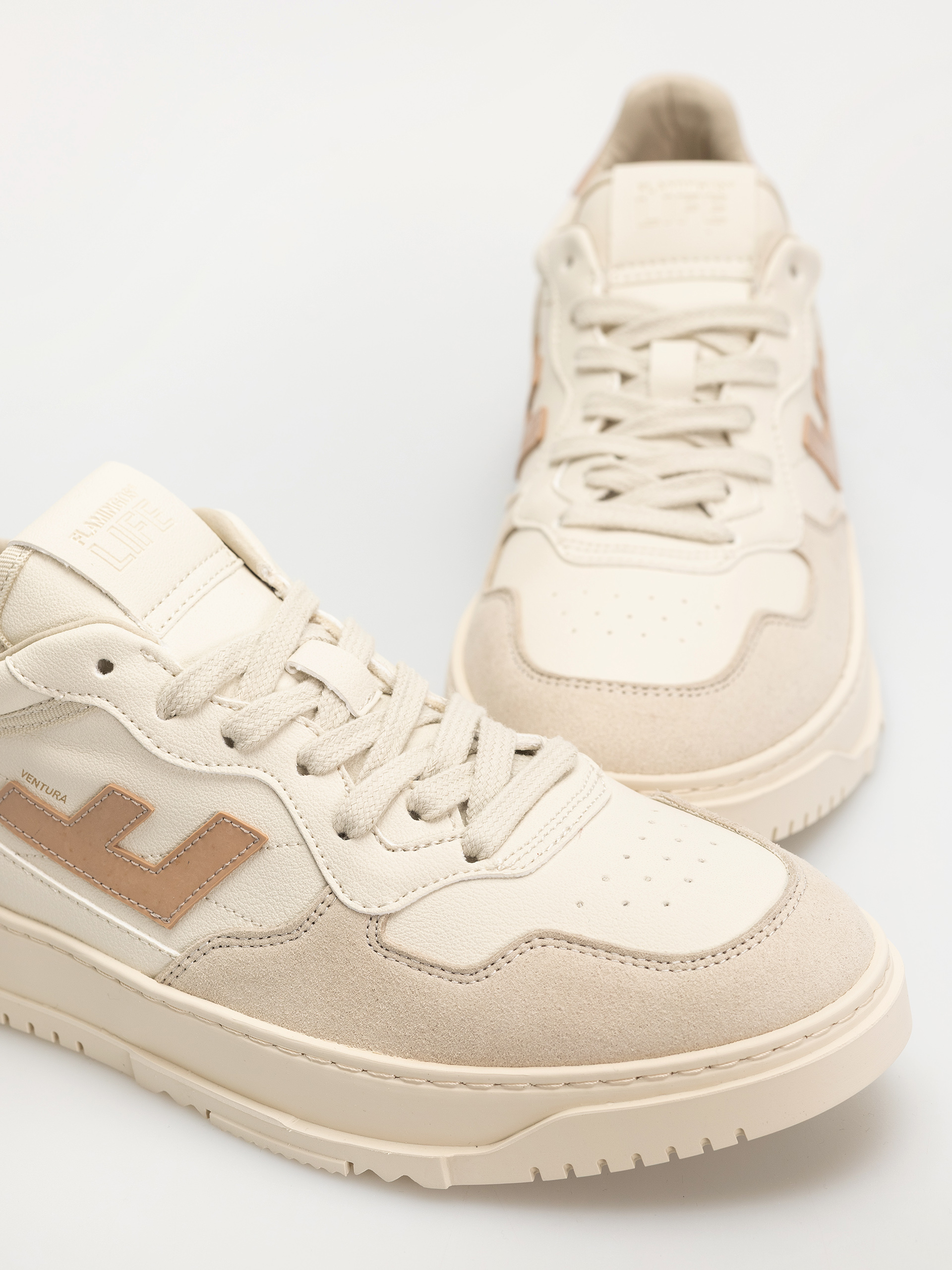 Pantofi Flamingos Life Ventura (brush cream)