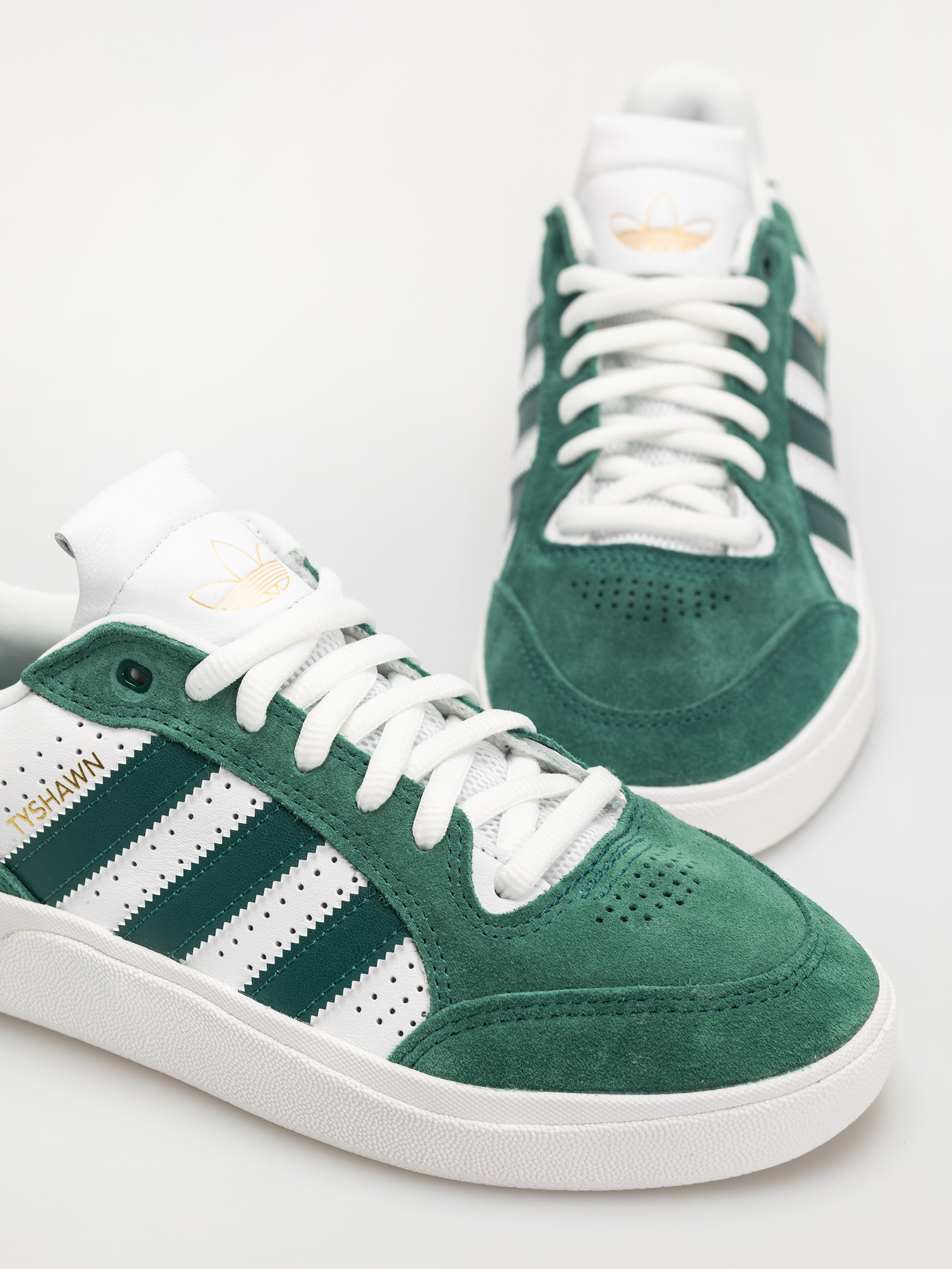Pantofi adidas Tyshawn Low (cgreen/cgreen/ftwwht)