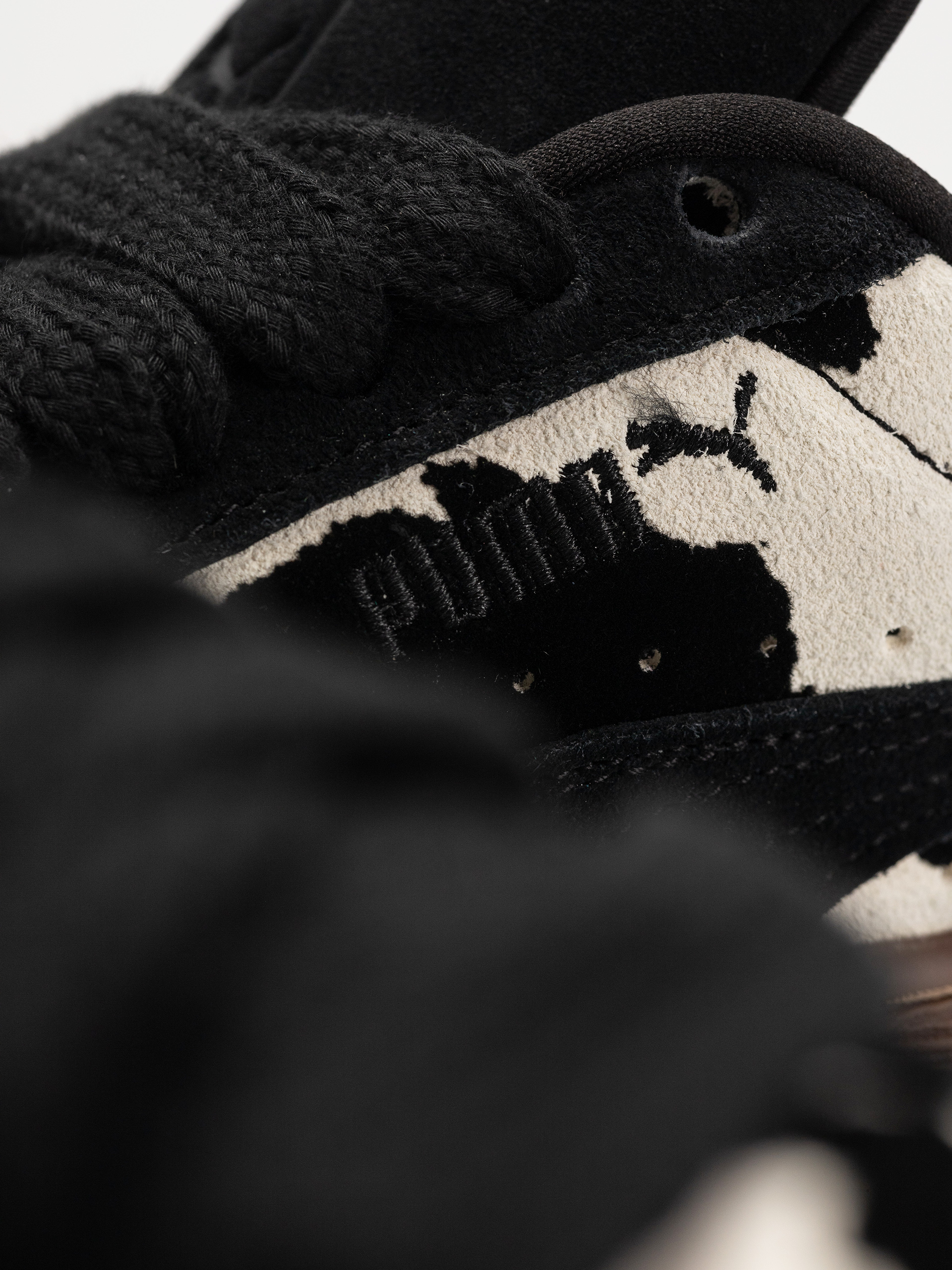 Pantofi Puma Suede XL Wild Instinct Wmn (puma black/warm white)