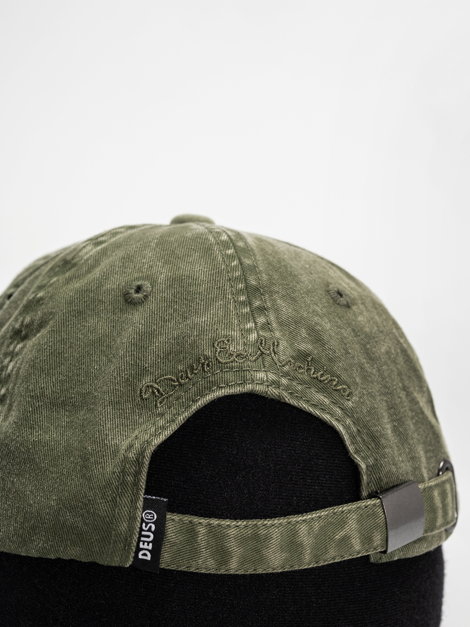 Șapcă Deus Ex Machina Shield Garment Dyed Dad Cap (cypress green)