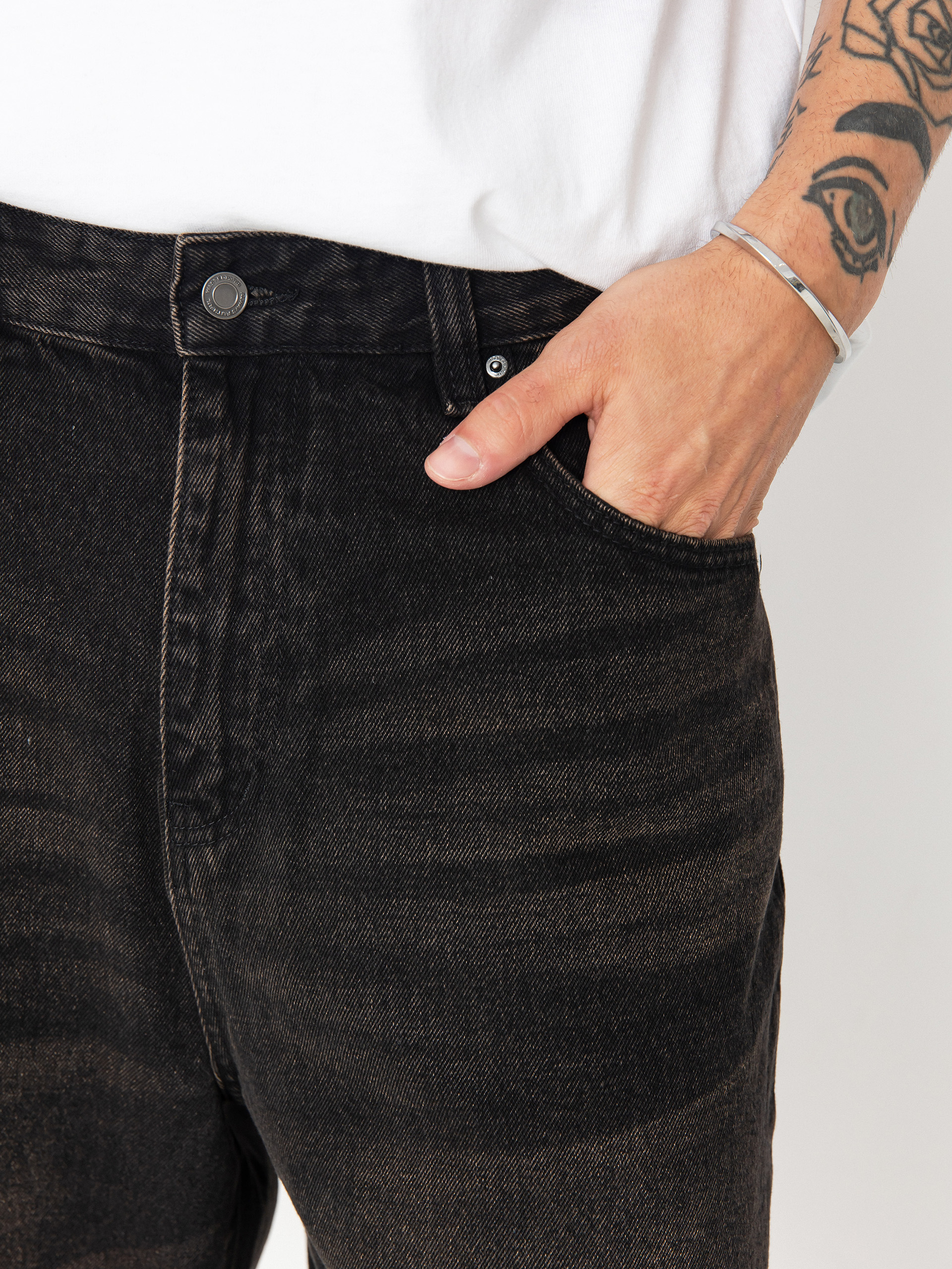 Pantaloni scurți Wasted Paris Sandblast Casper (faded black)