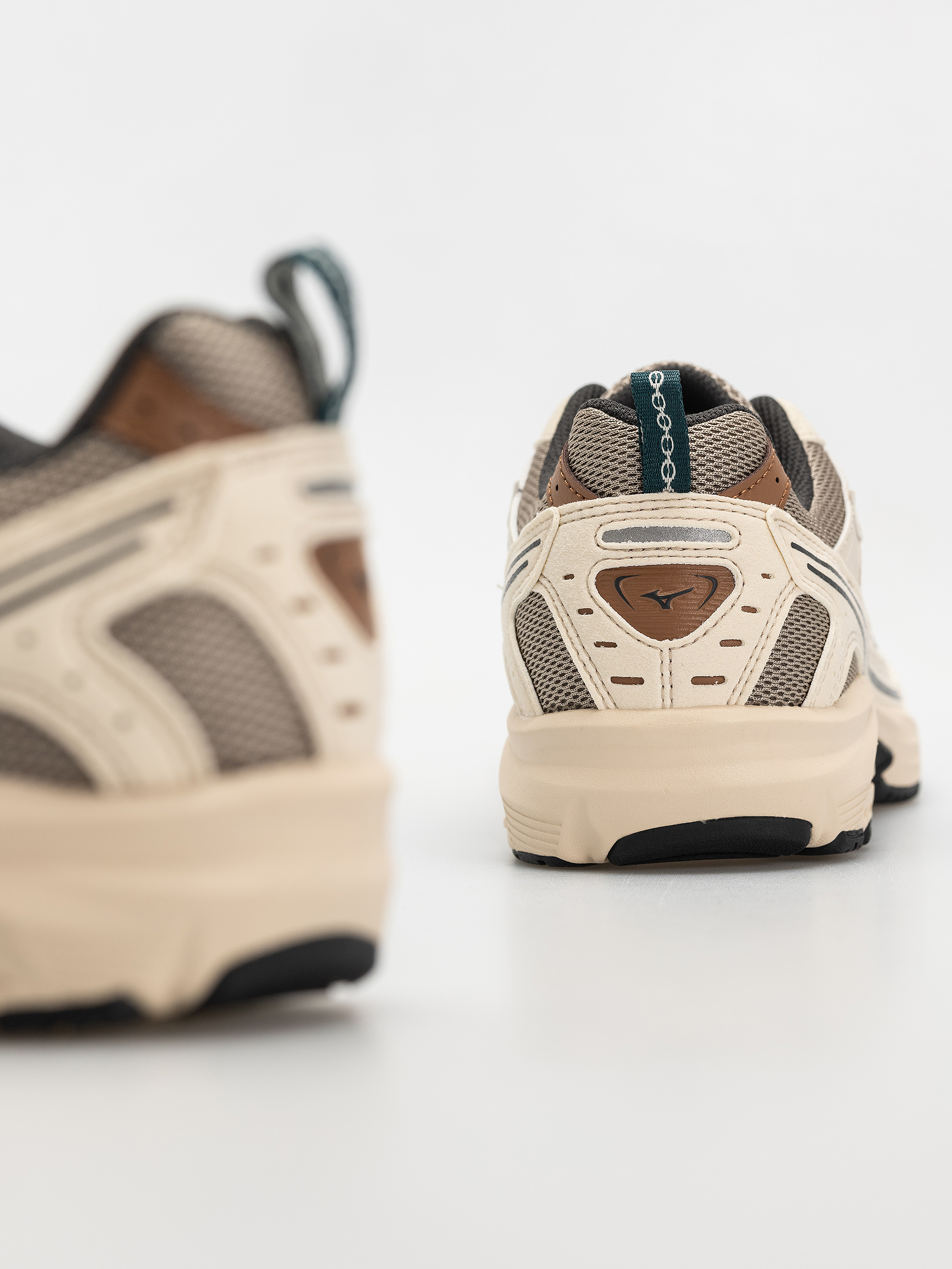 Pantofi Mizuno MXR (vintage khaki/vintage khaki/summer sand)