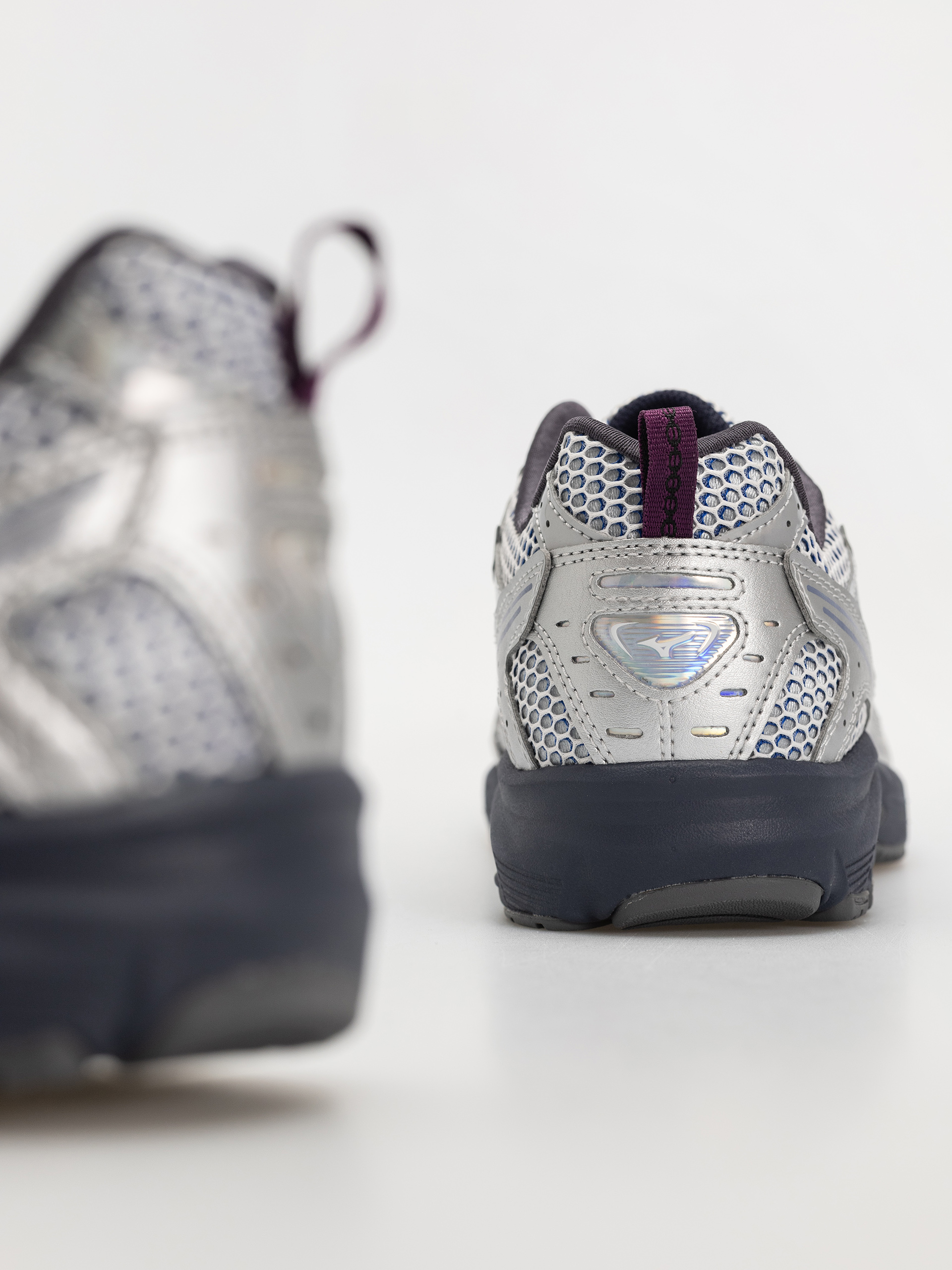 Pantofi Mizuno MXR (silver/silver/nimbus cloud)