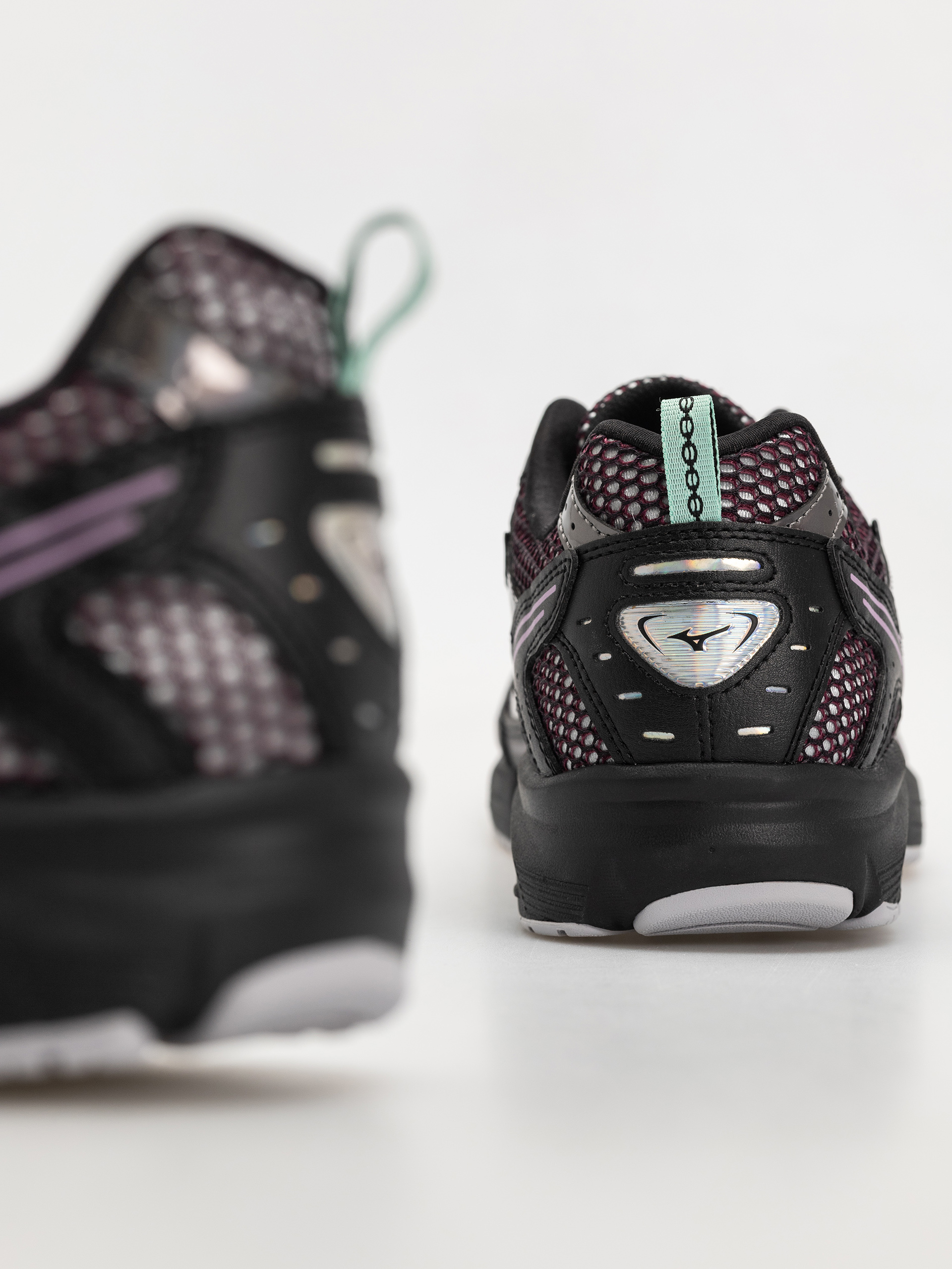 Pantofi Mizuno MXR (black/black/valerian)